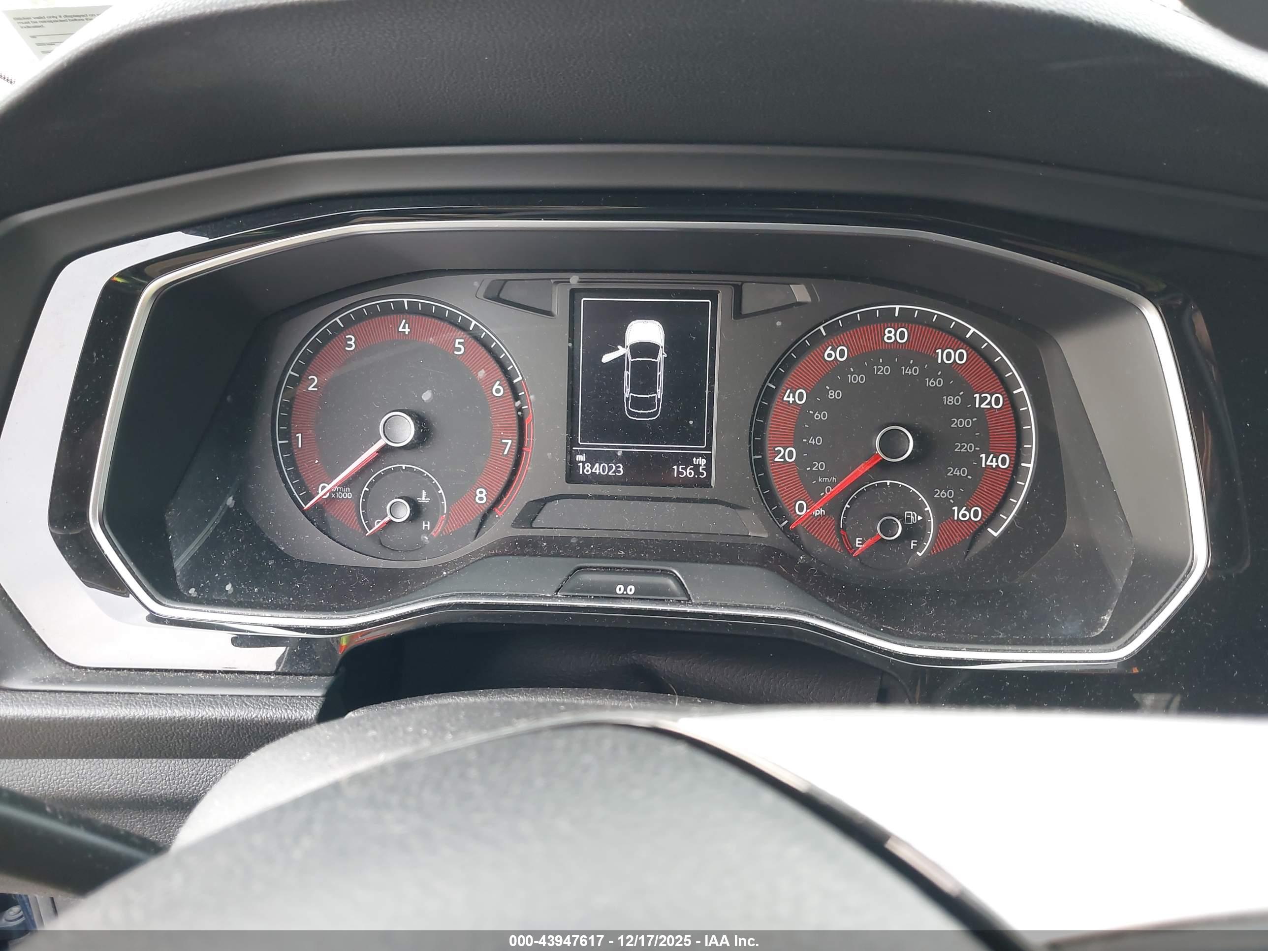 VOLKSWAGEN JETTA image 7