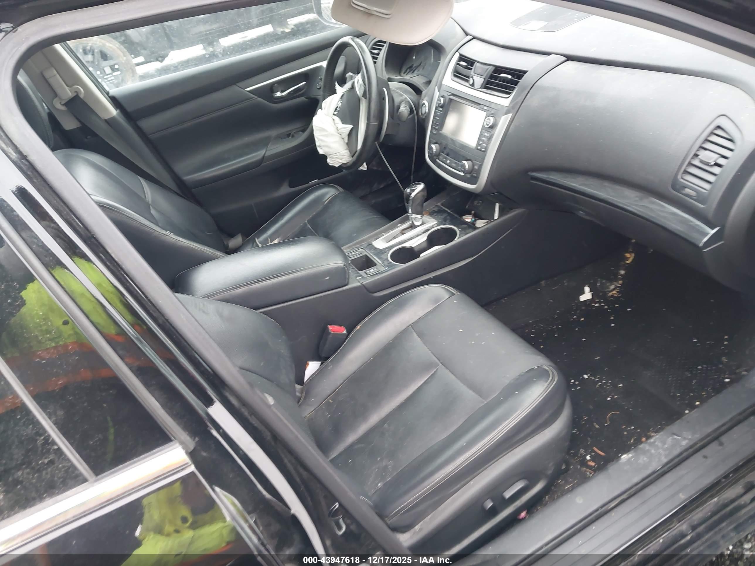 NISSAN ALTIMA image 5
