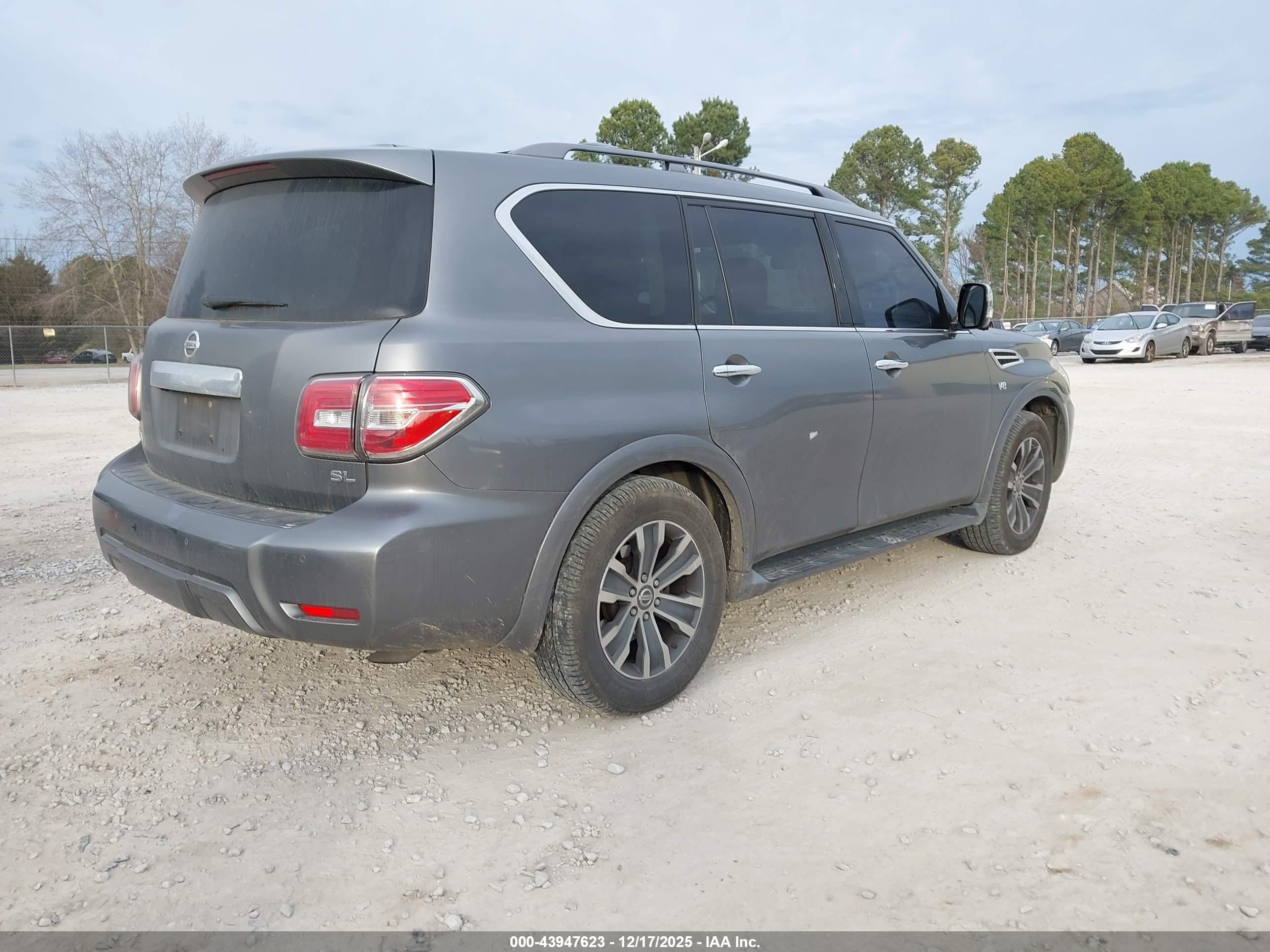 NISSAN ARMADA image 4