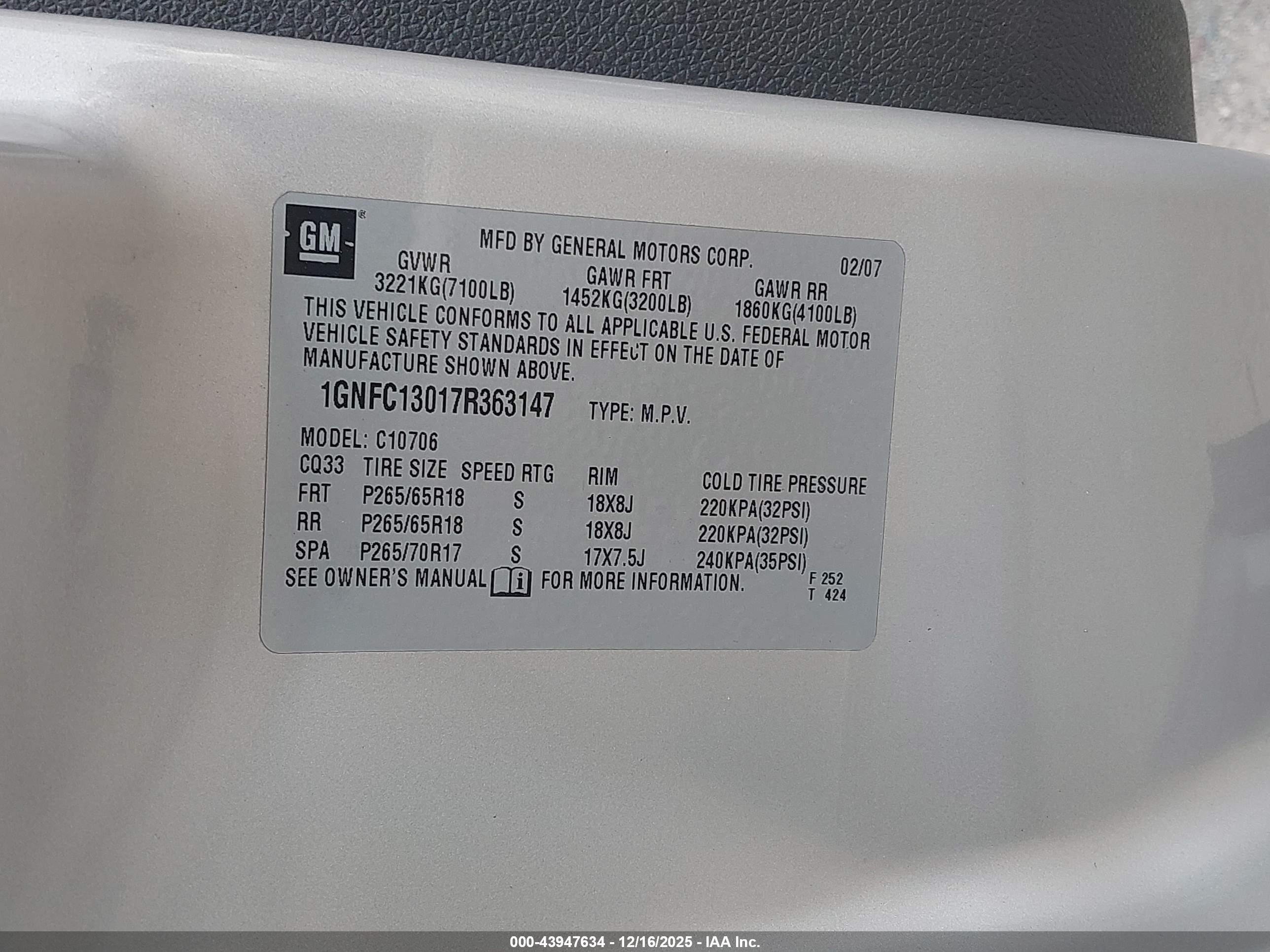 CHEVROLET TAHOE image 9