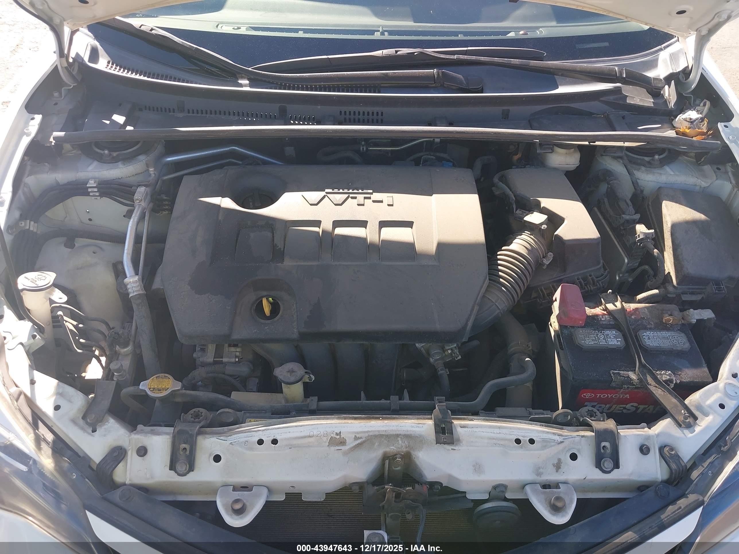 TOYOTA COROLLA image 10