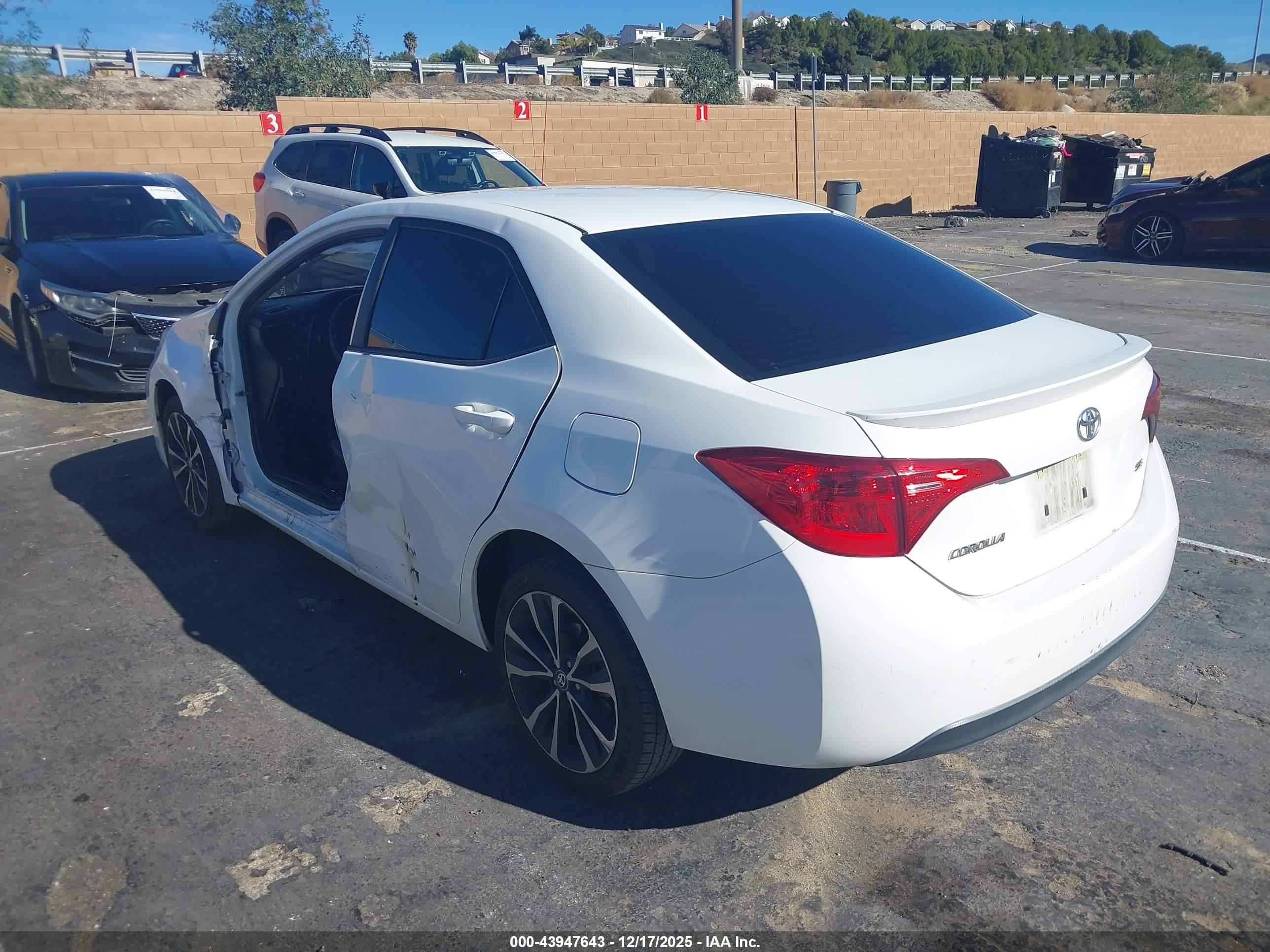 TOYOTA COROLLA image 3
