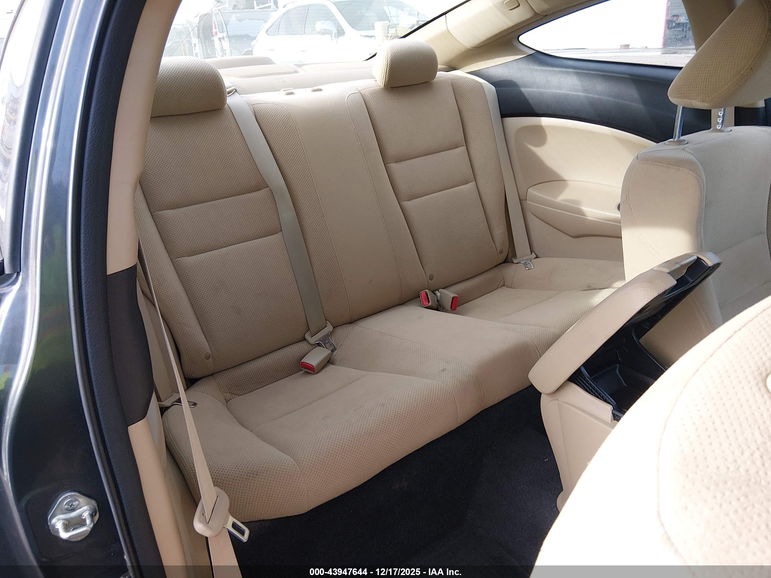 HONDA ACCORD image 8