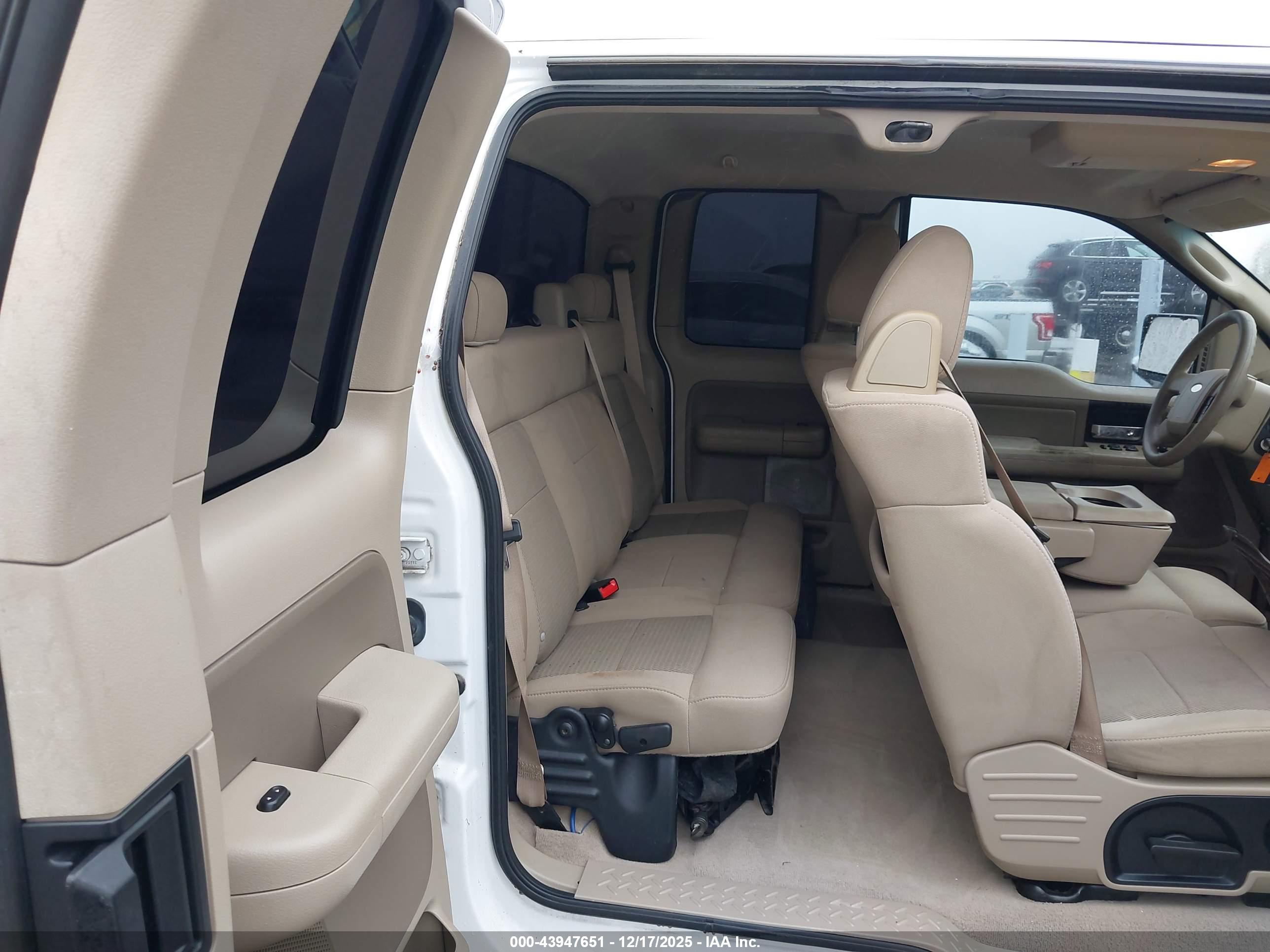 FORD F-150 image 8
