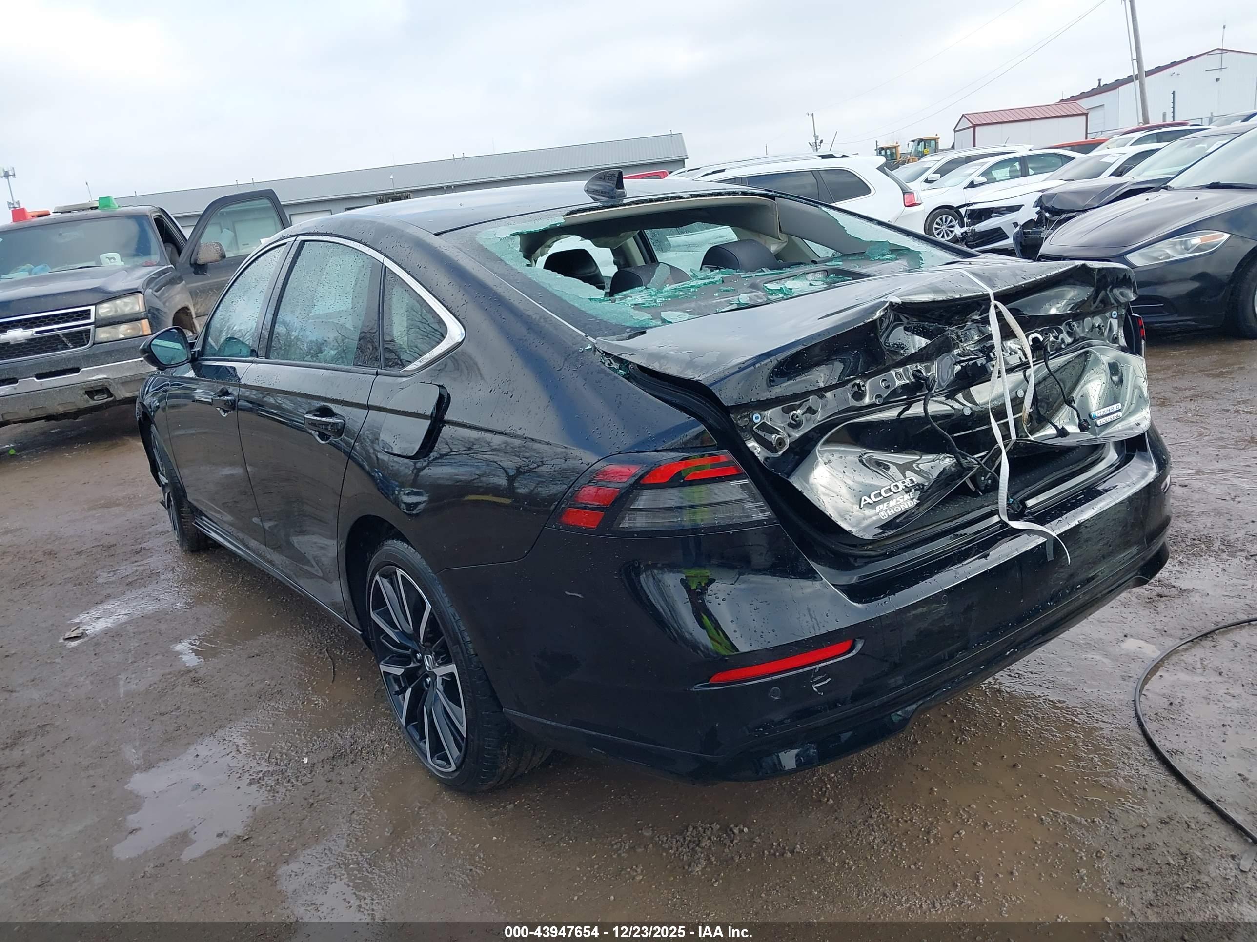 HONDA ACCORD image 3