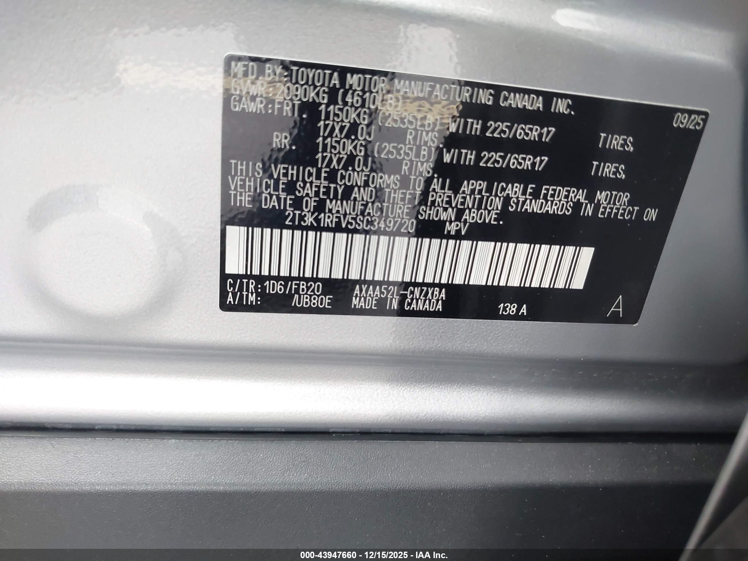 TOYOTA RAV4 image 9