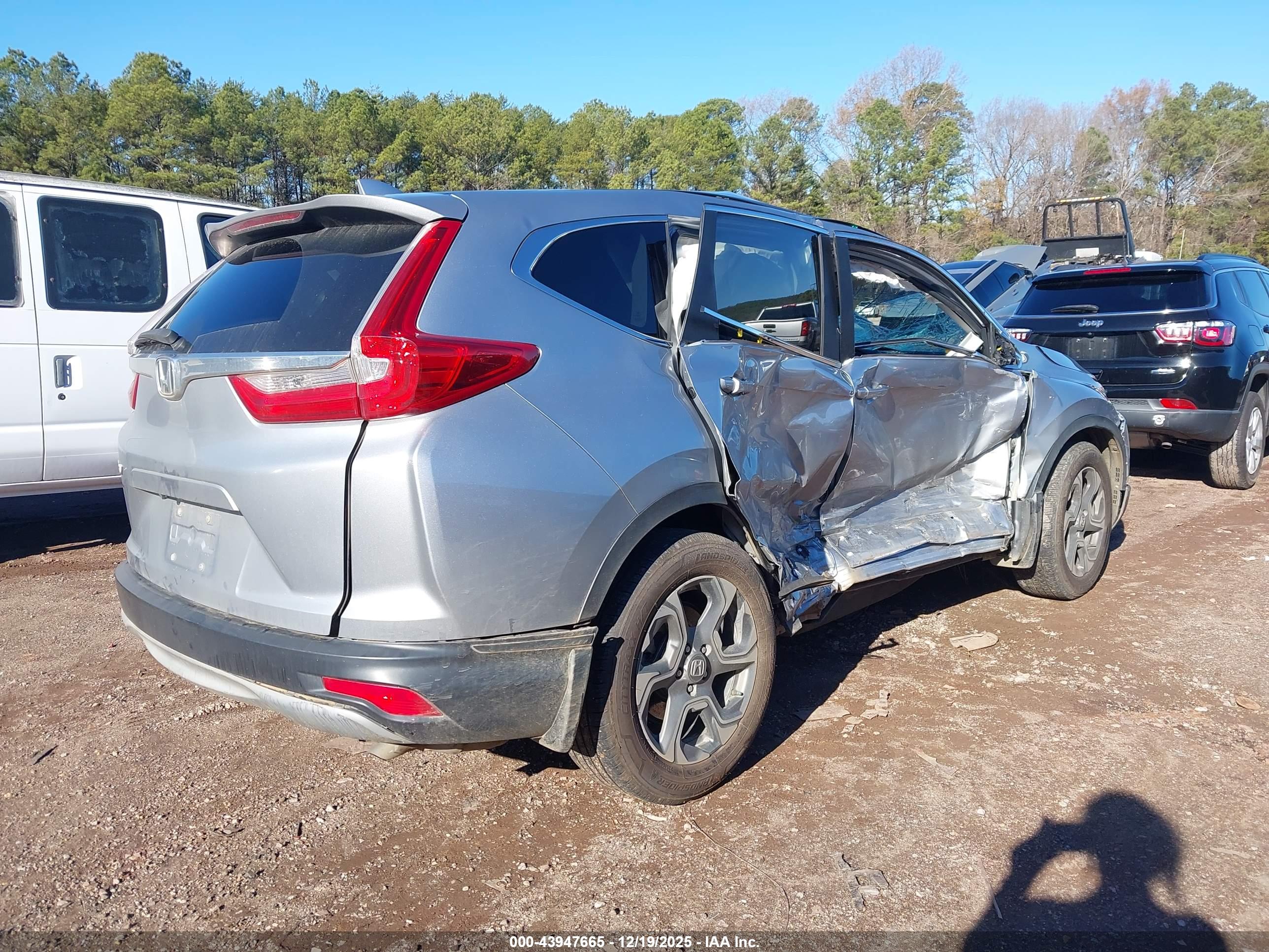 HONDA CR-V image 4
