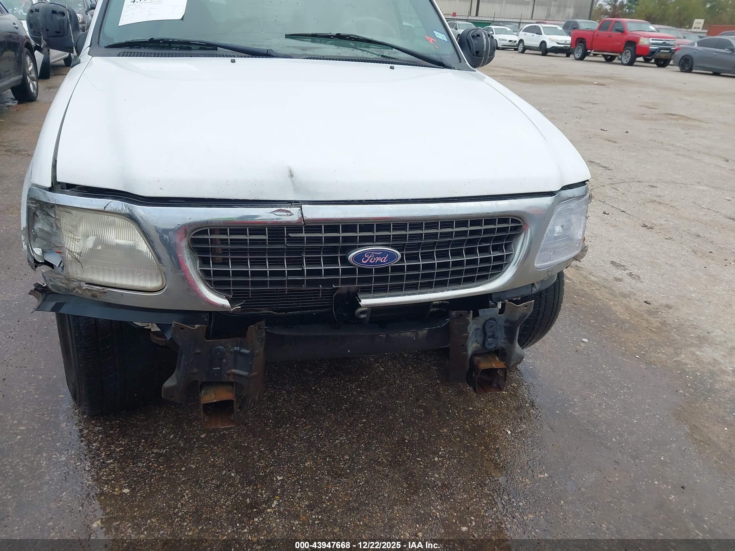FORD EXPEDITION image 6