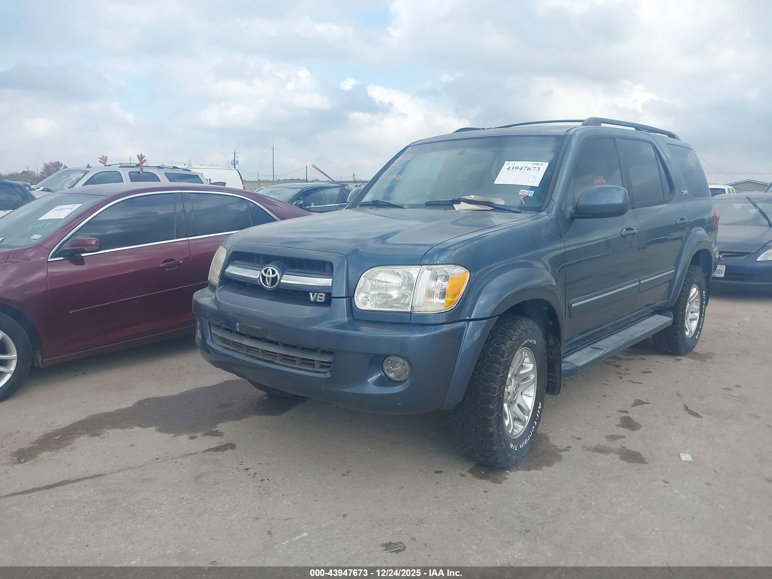 TOYOTA SEQUOIA image 2