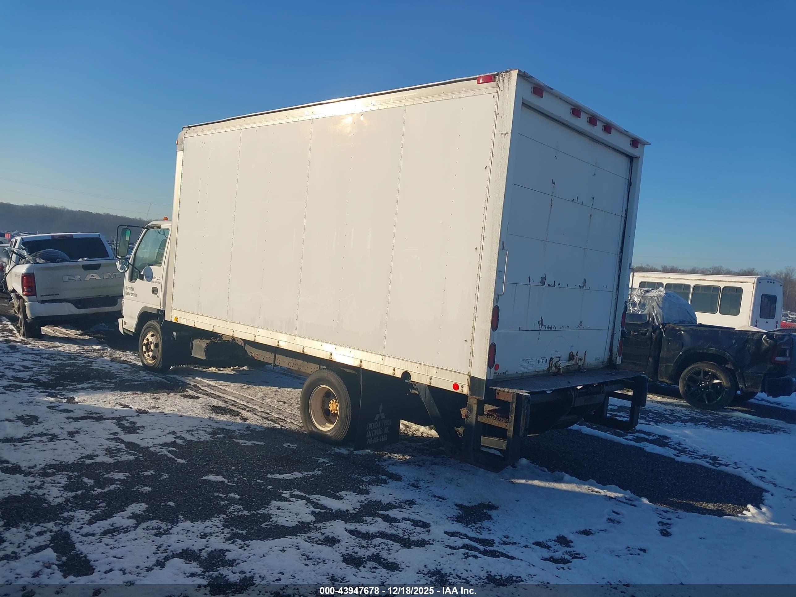 ISUZU W4S042 image 3
