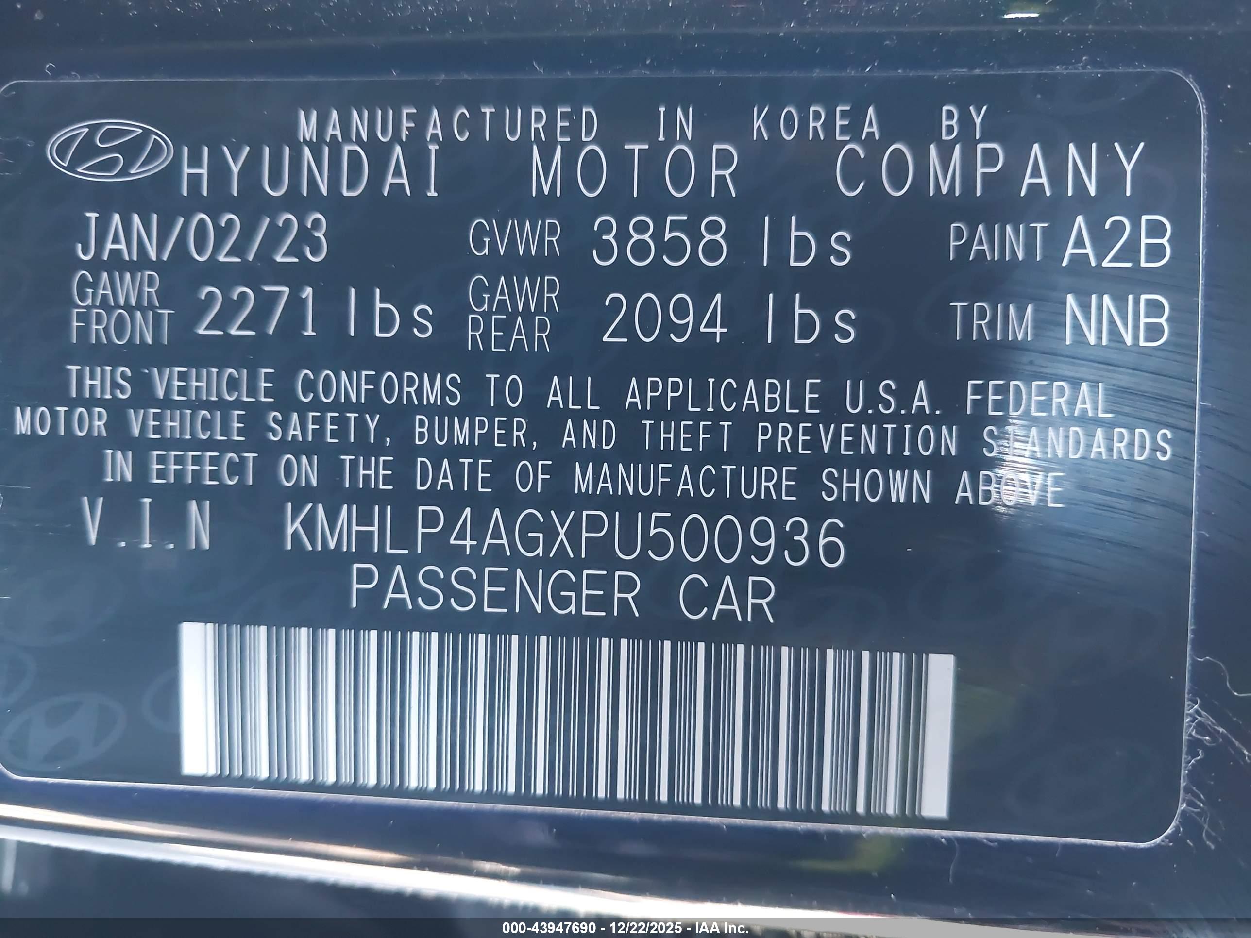 HYUNDAI ELANTRA image 9