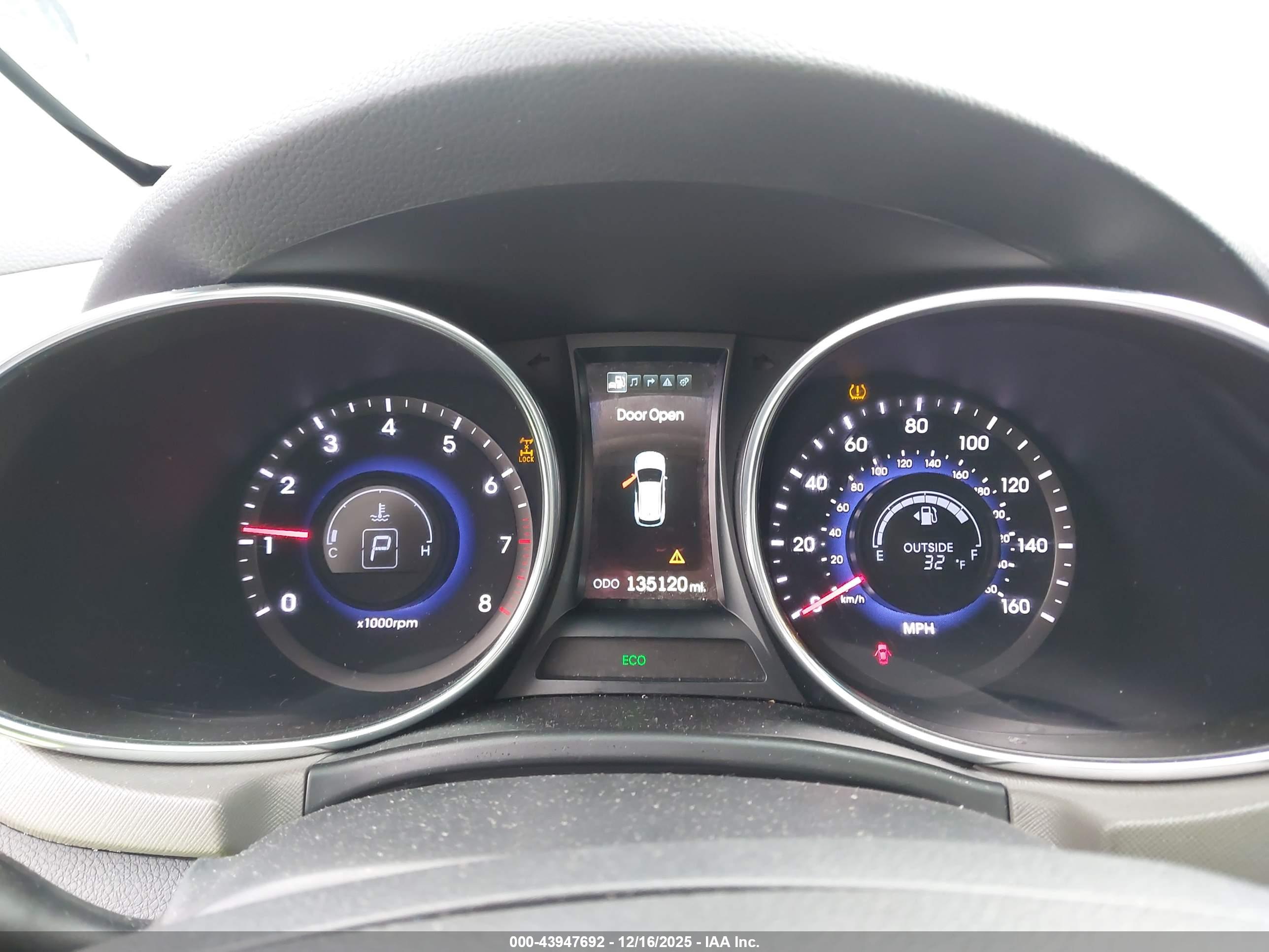 HYUNDAI SANTA image 7