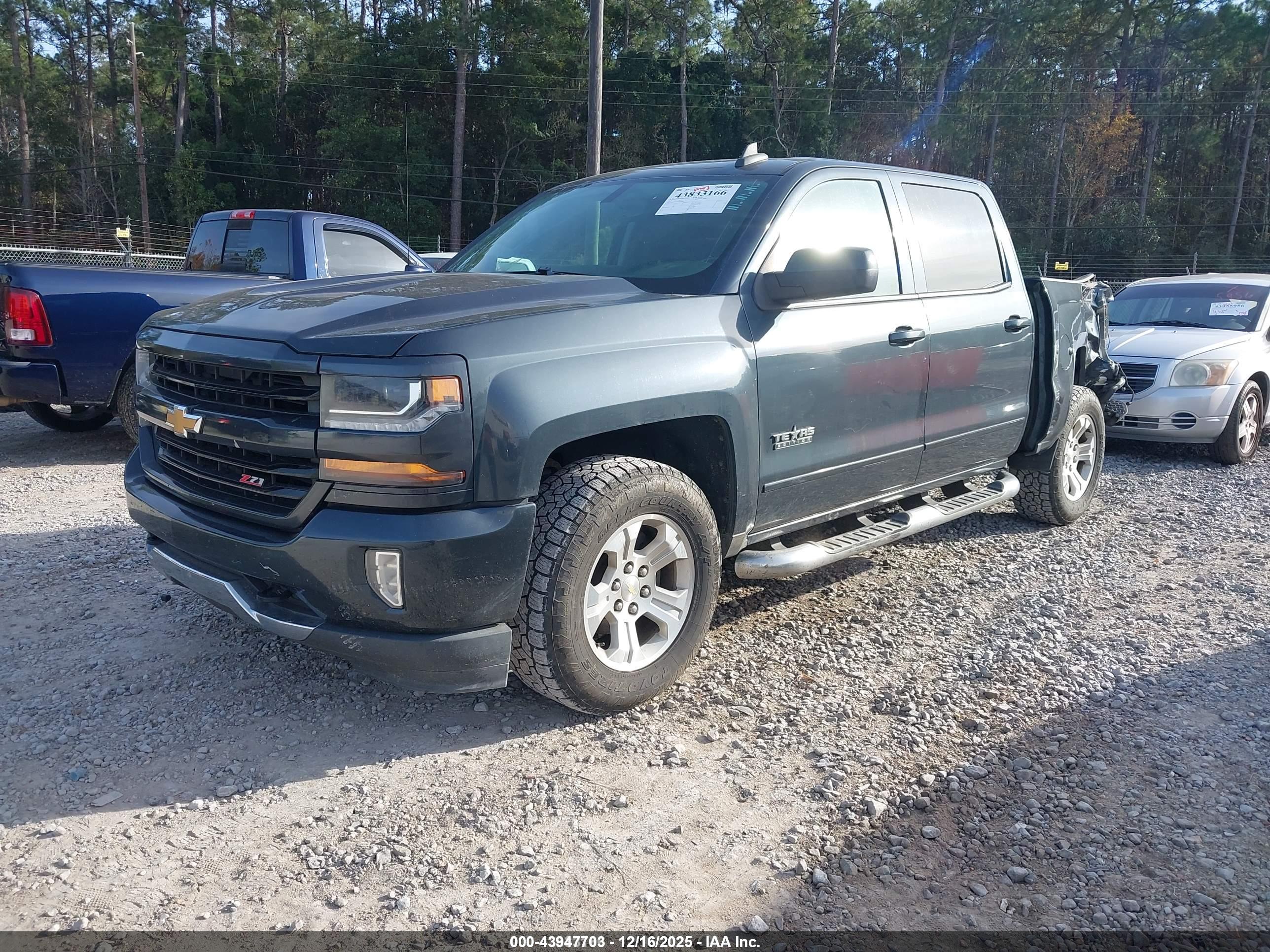 CHEVROLET SILVERADO image 2