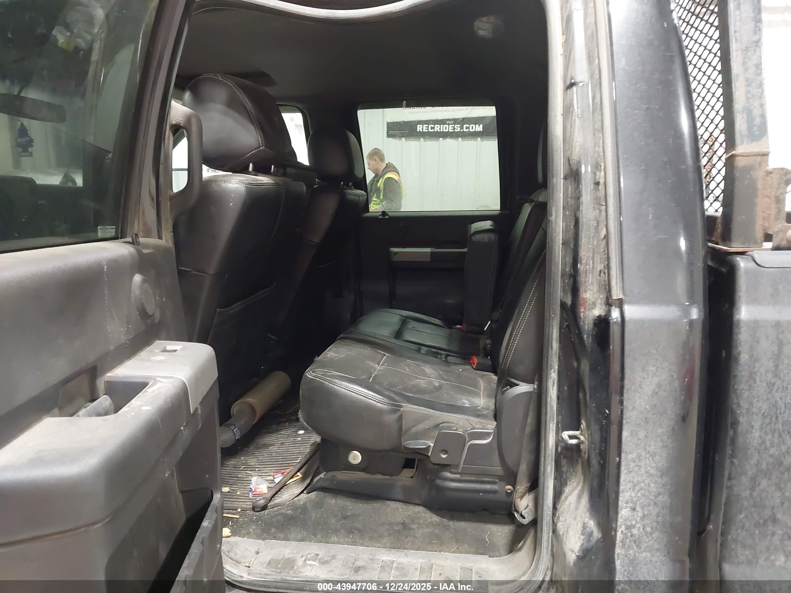 FORD F-350 image 8