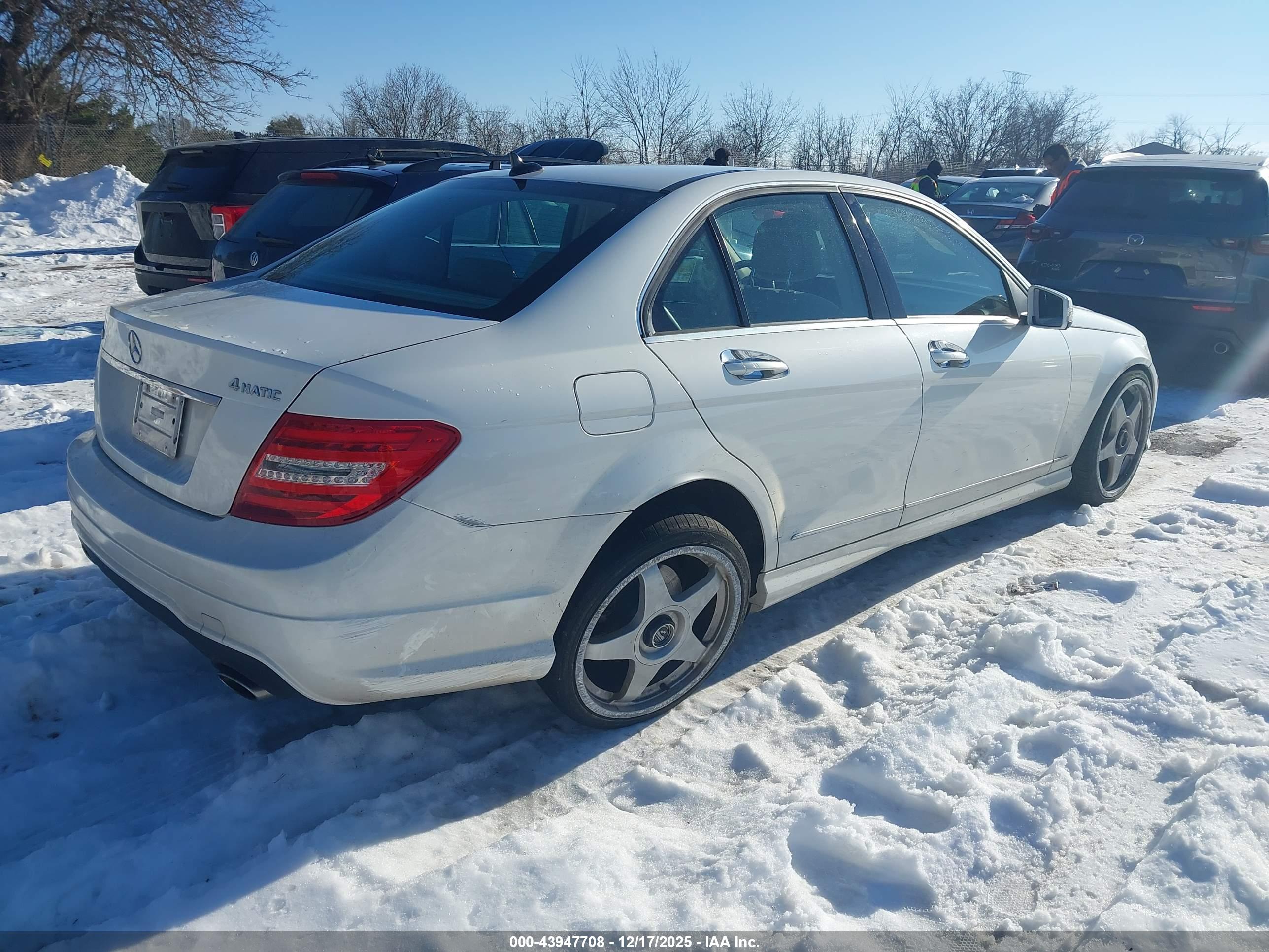 MERCEDES-BENZ C image 4