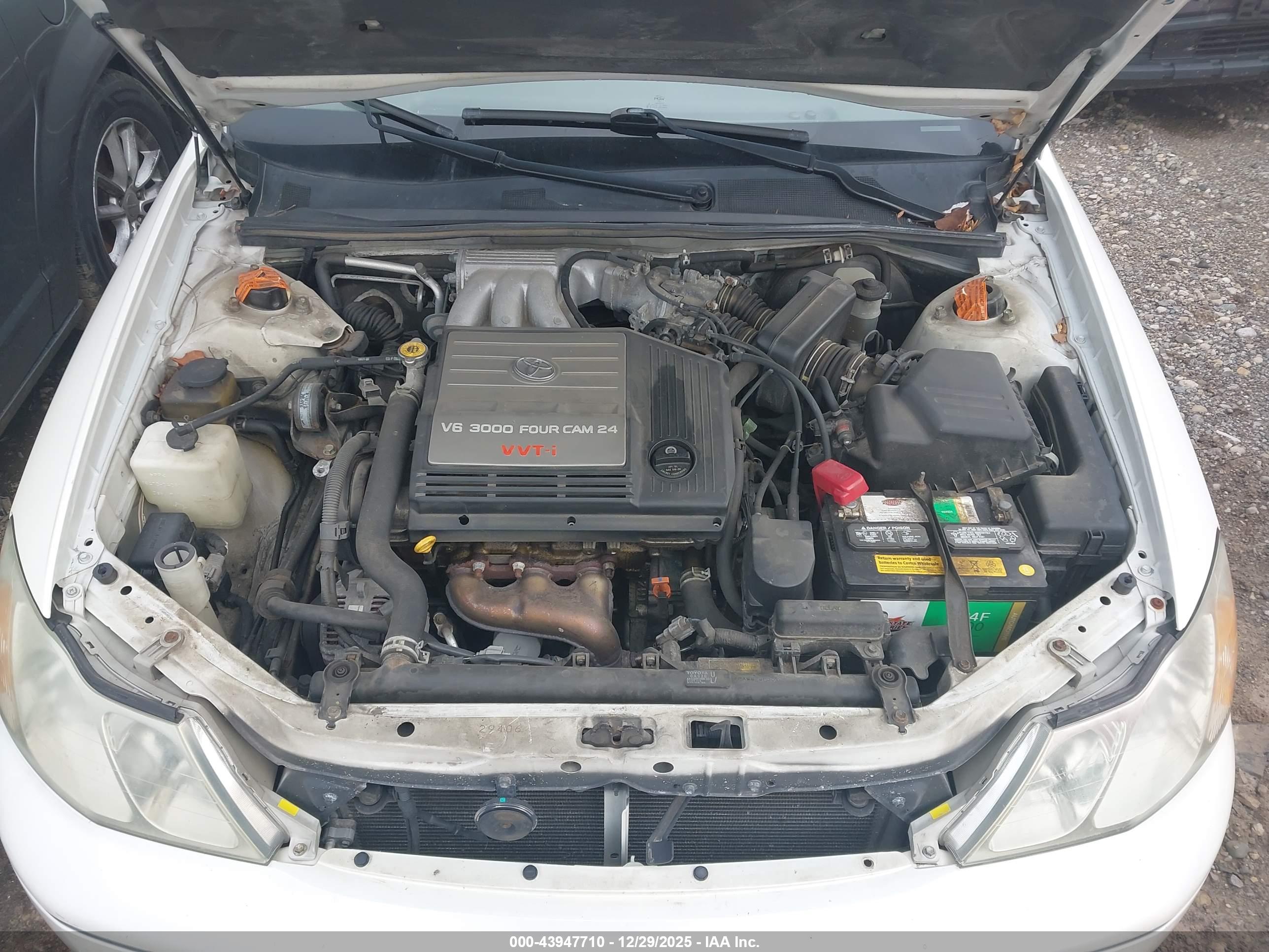 TOYOTA AVALON image 10