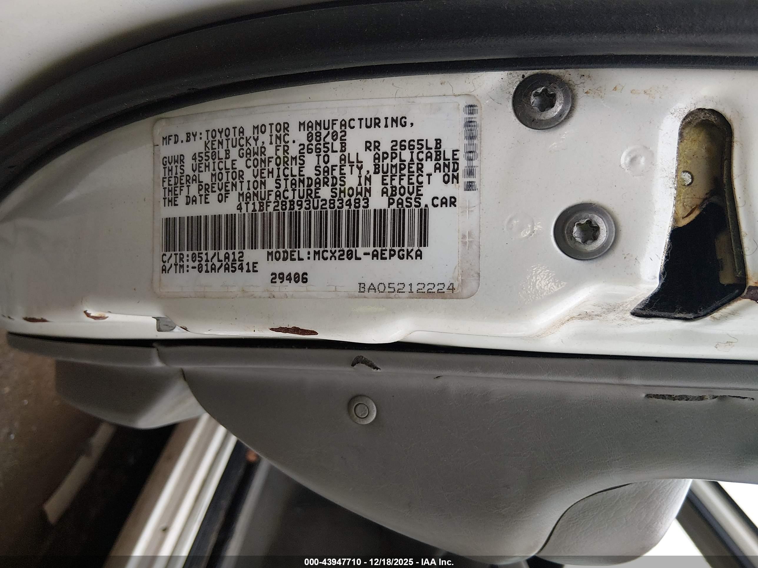 TOYOTA AVALON image 9