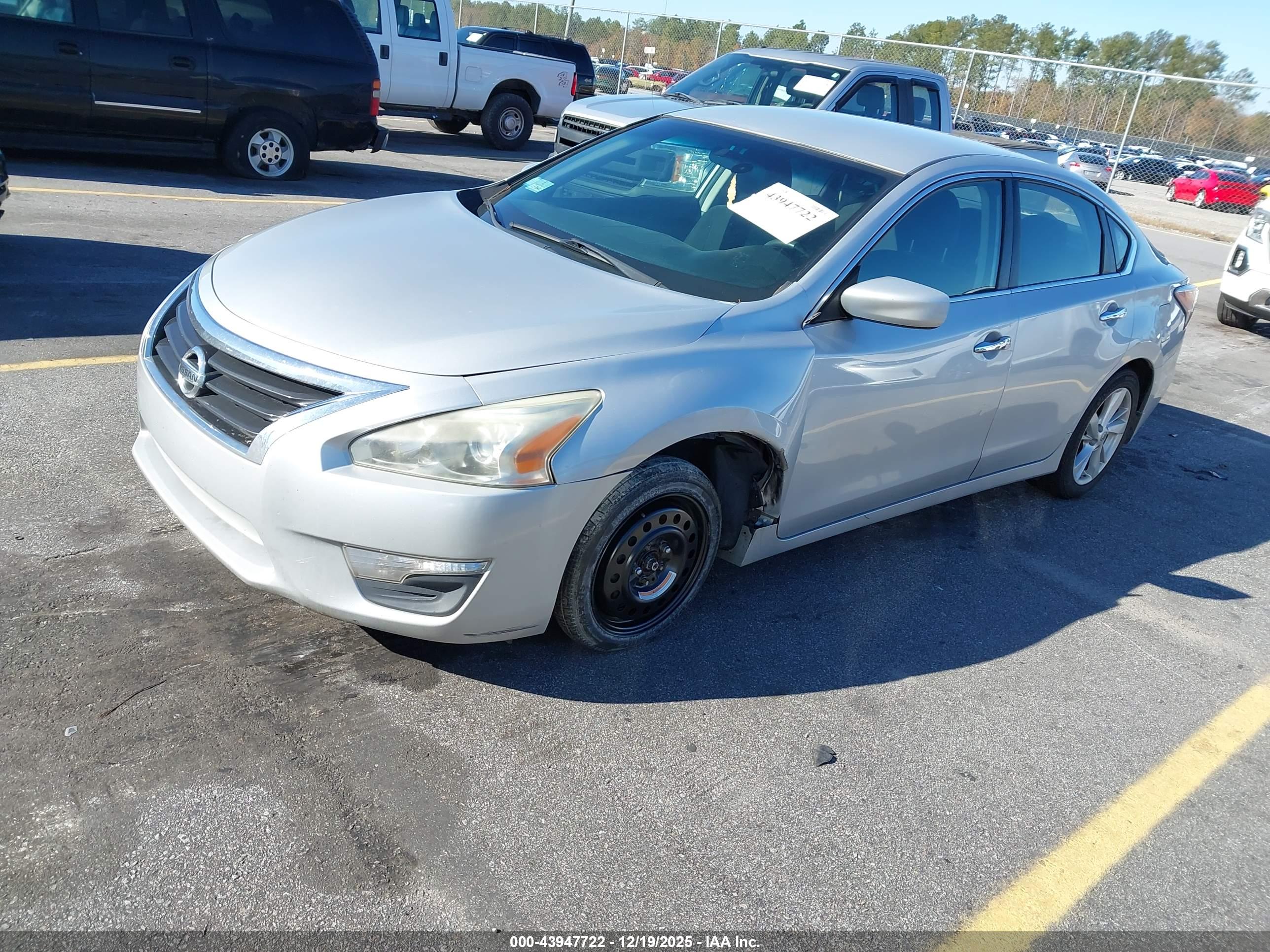NISSAN ALTIMA image 2