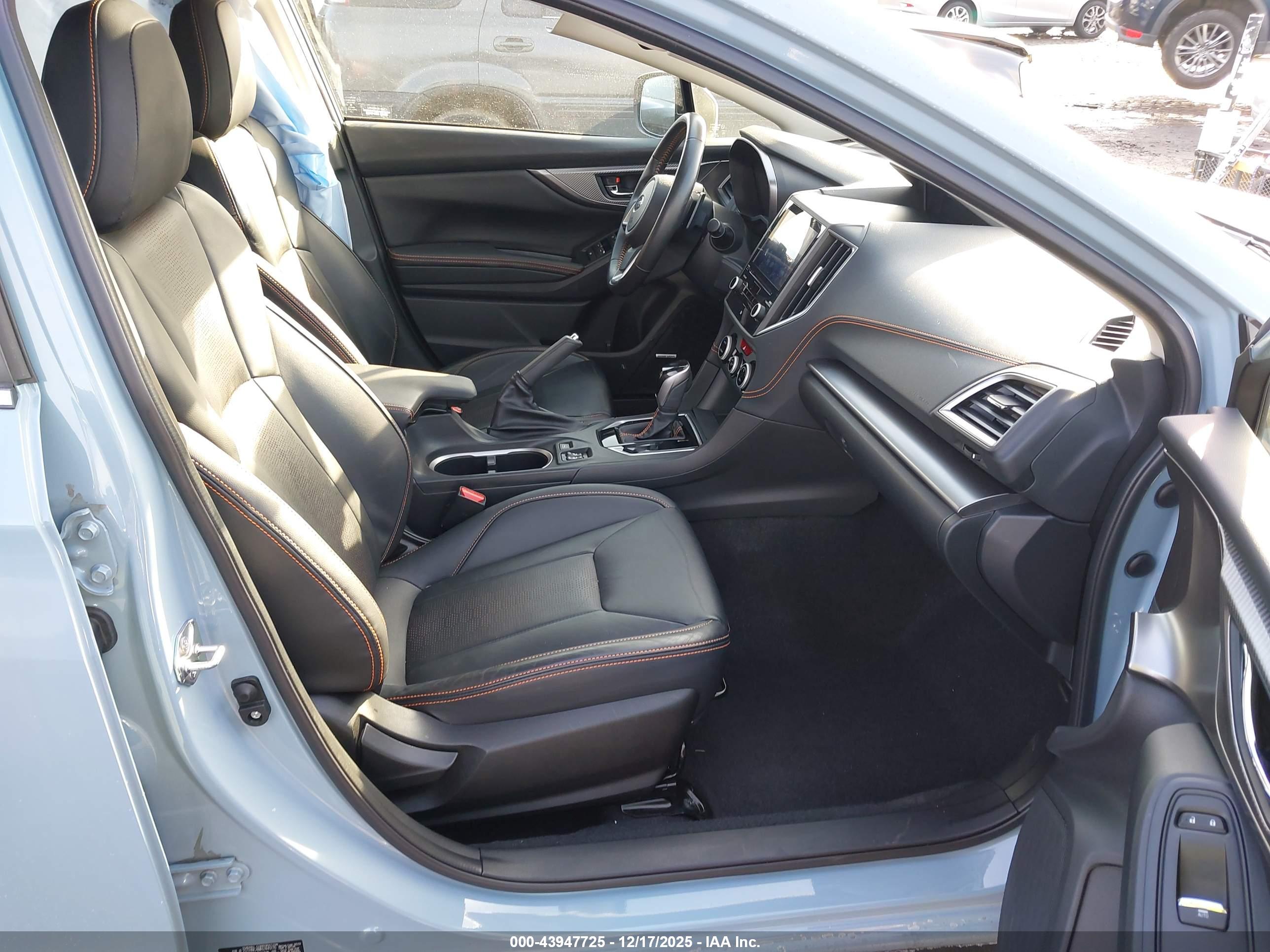 SUBARU CROSSTREK image 5