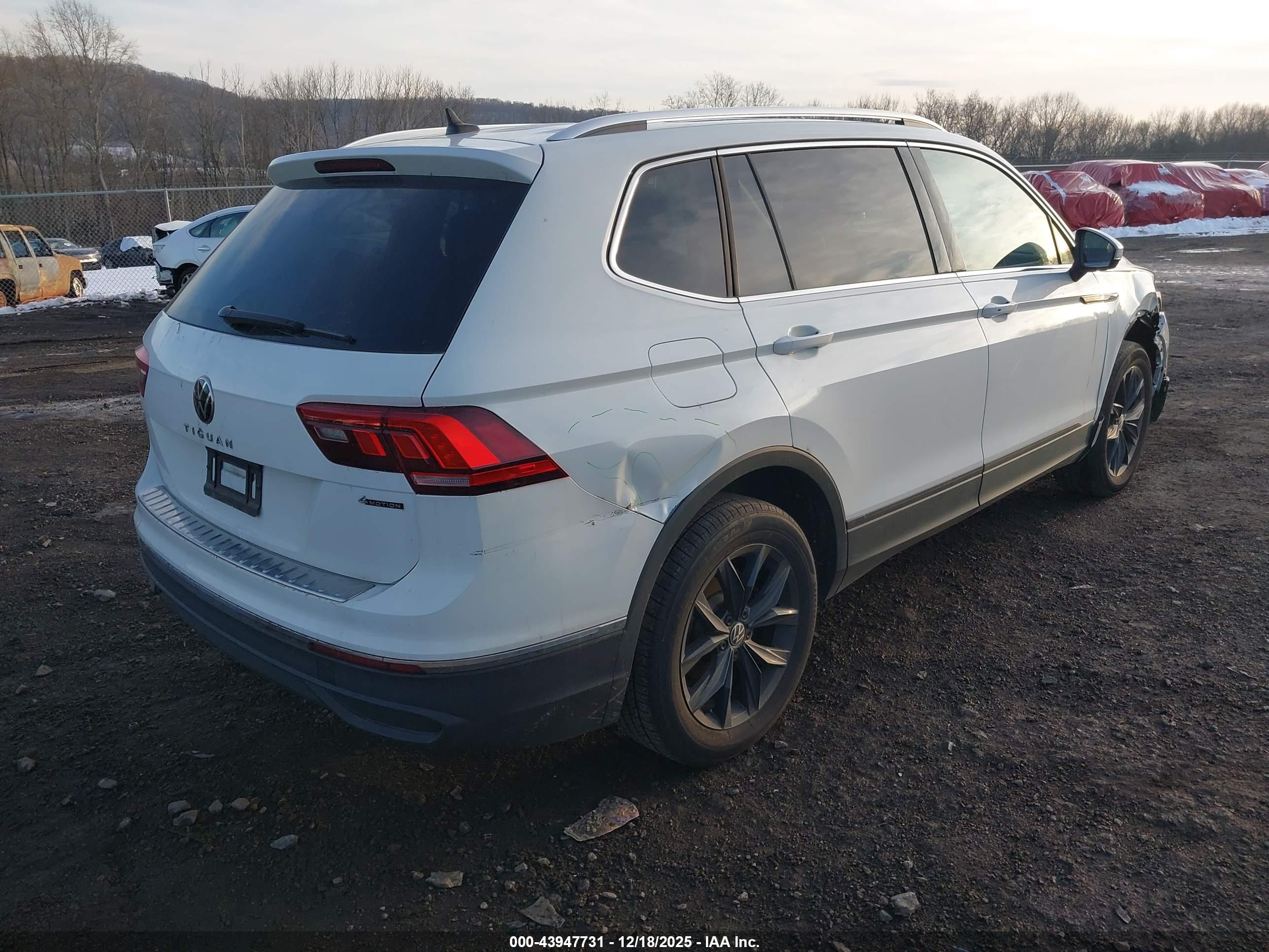 VOLKSWAGEN TIGUAN image 4