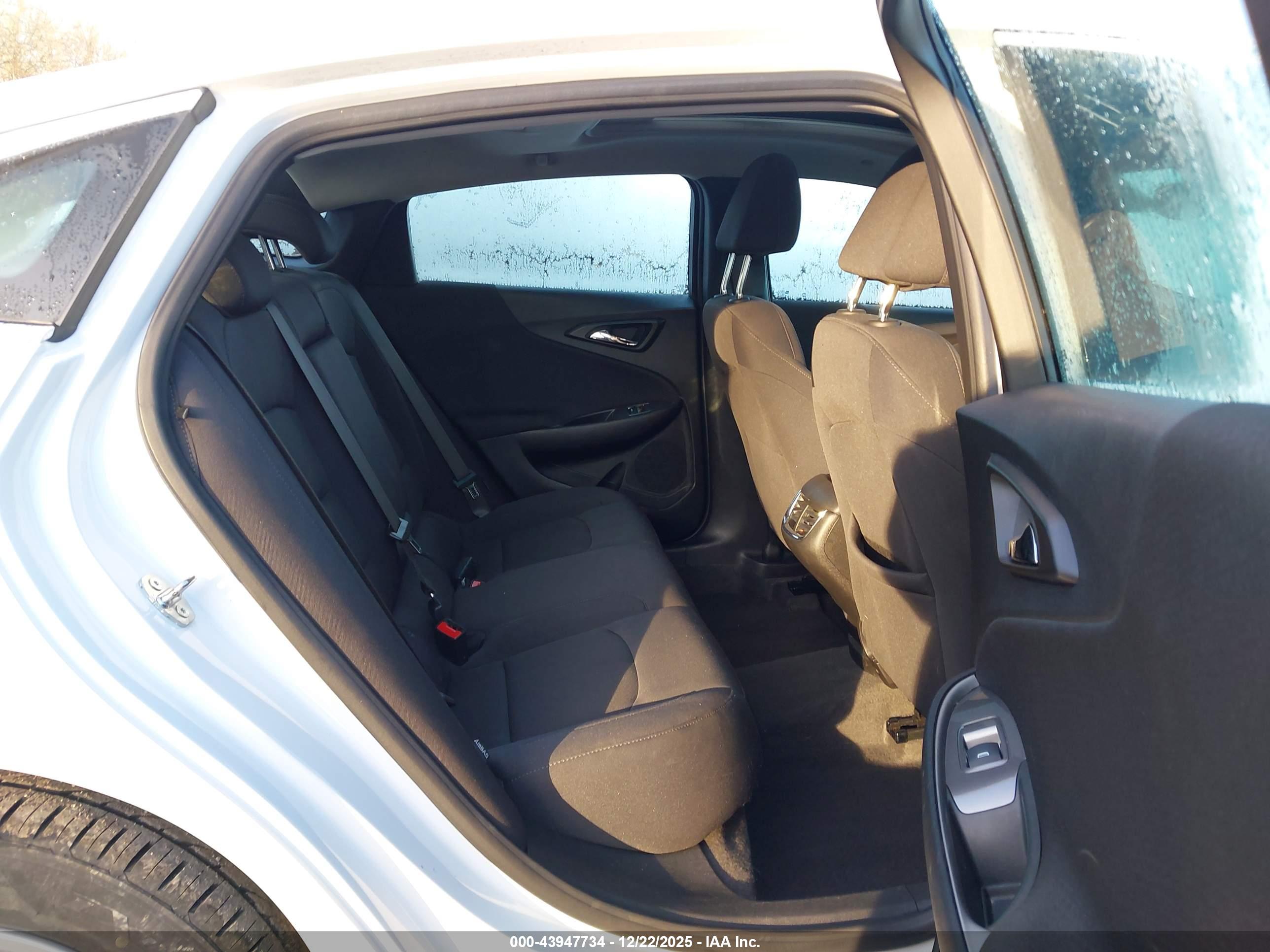 CHEVROLET MALIBU image 8