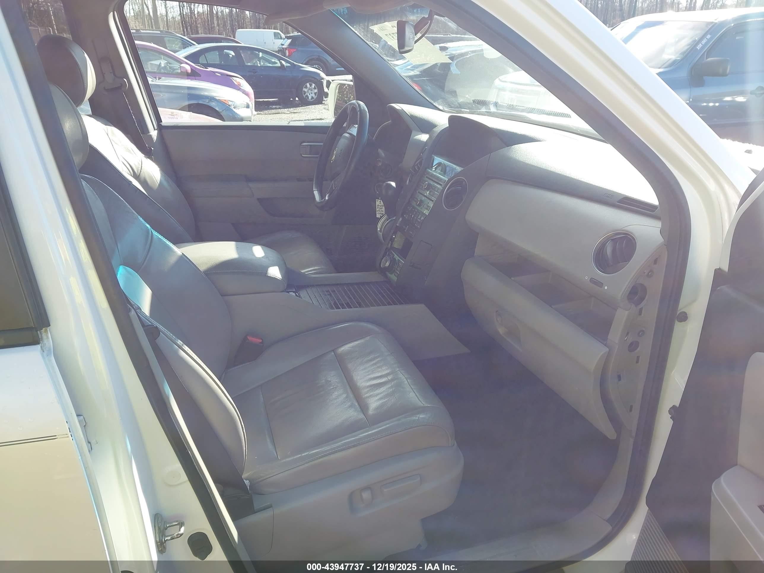 HONDA PILOT image 5