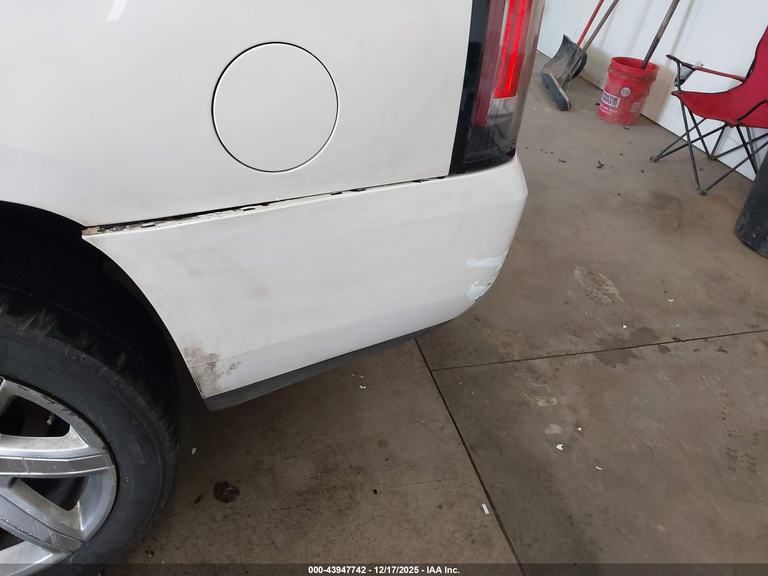 CADILLAC ESCALADE image 6