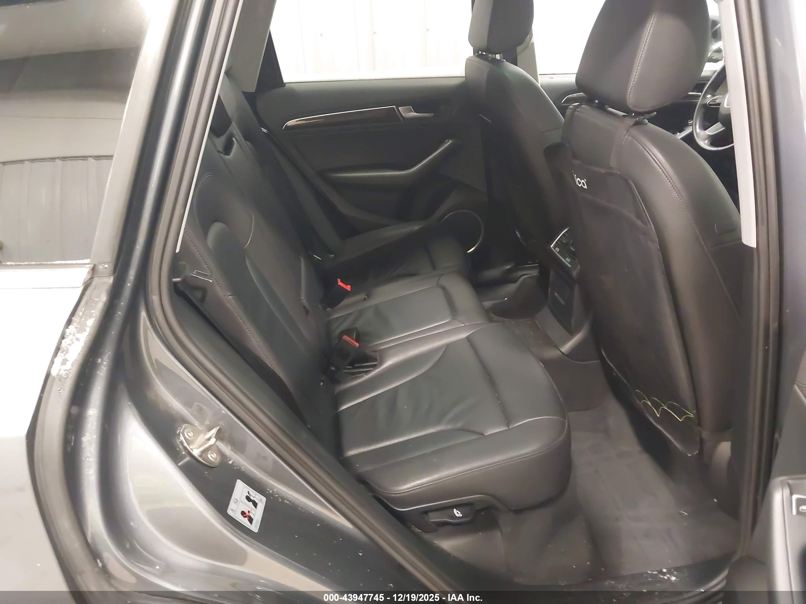 AUDI Q5 image 8
