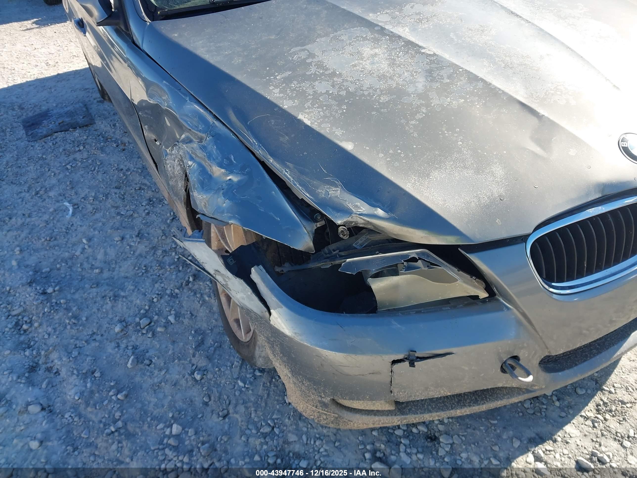 BMW 328I image 6