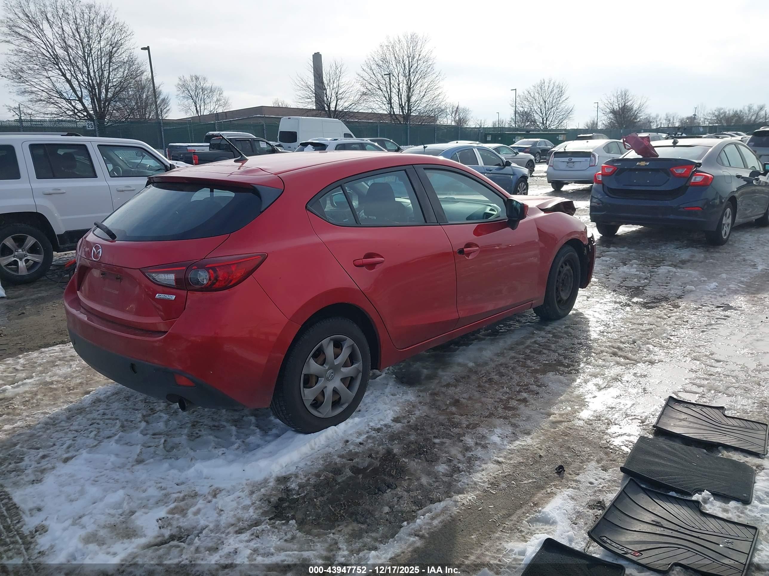 MAZDA MAZDA3 image 4