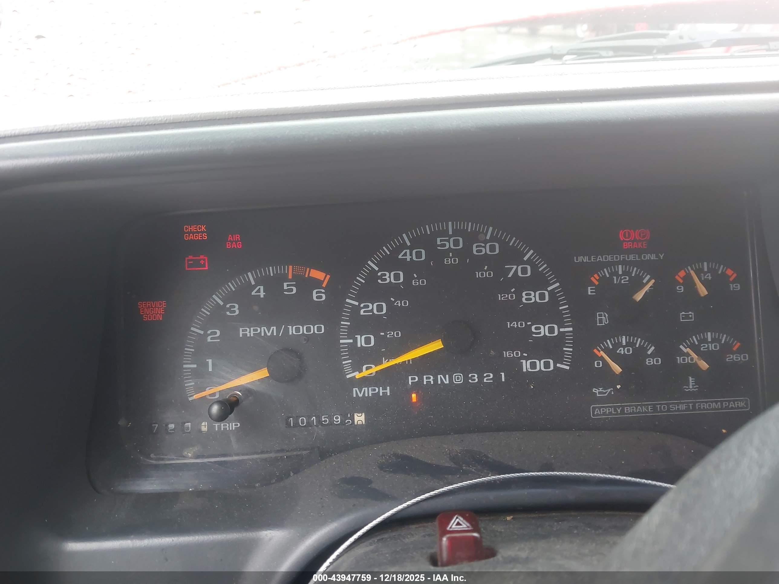 CHEVROLET GMT-400 image 7