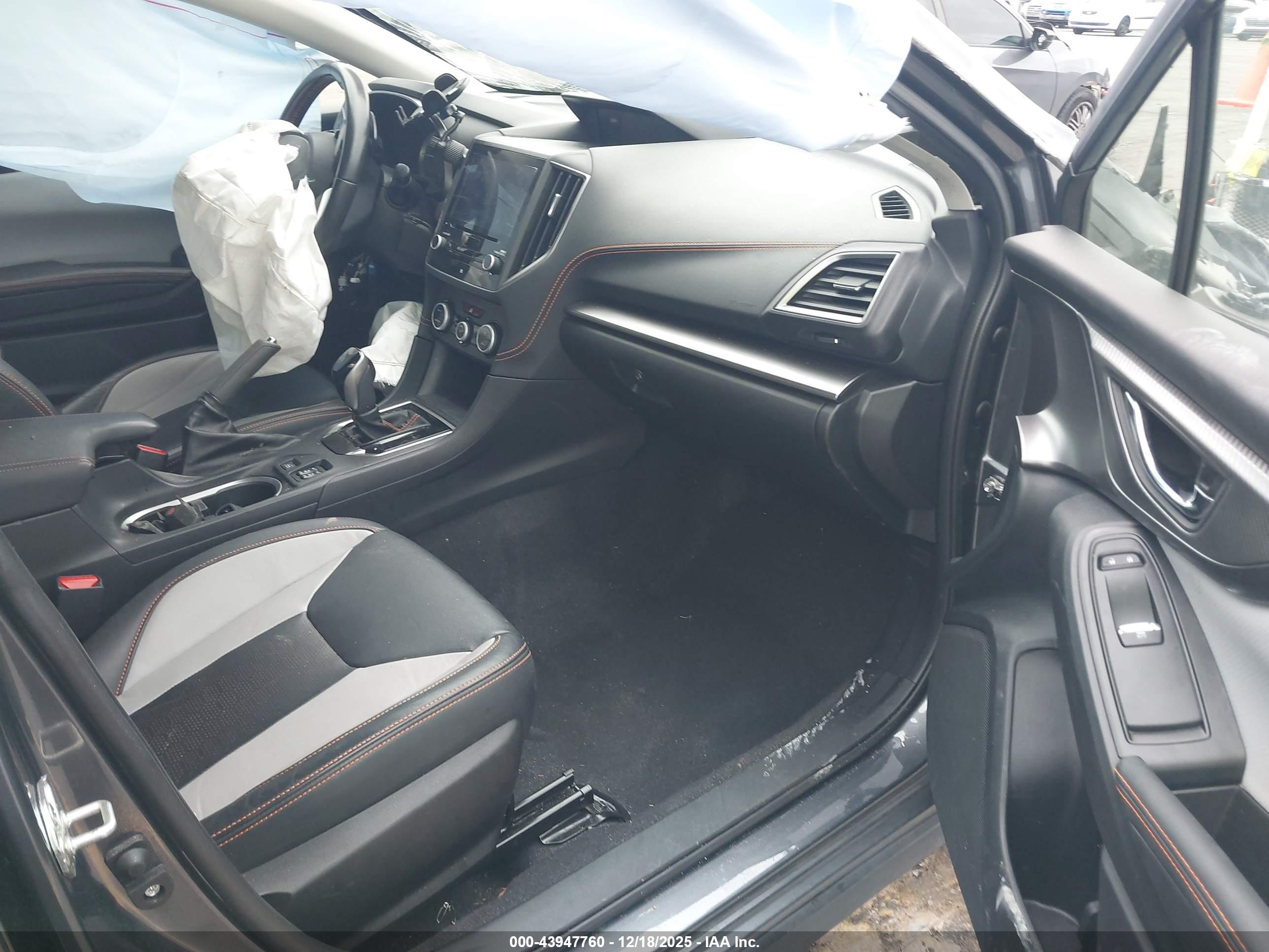 SUBARU CROSSTREK image 5