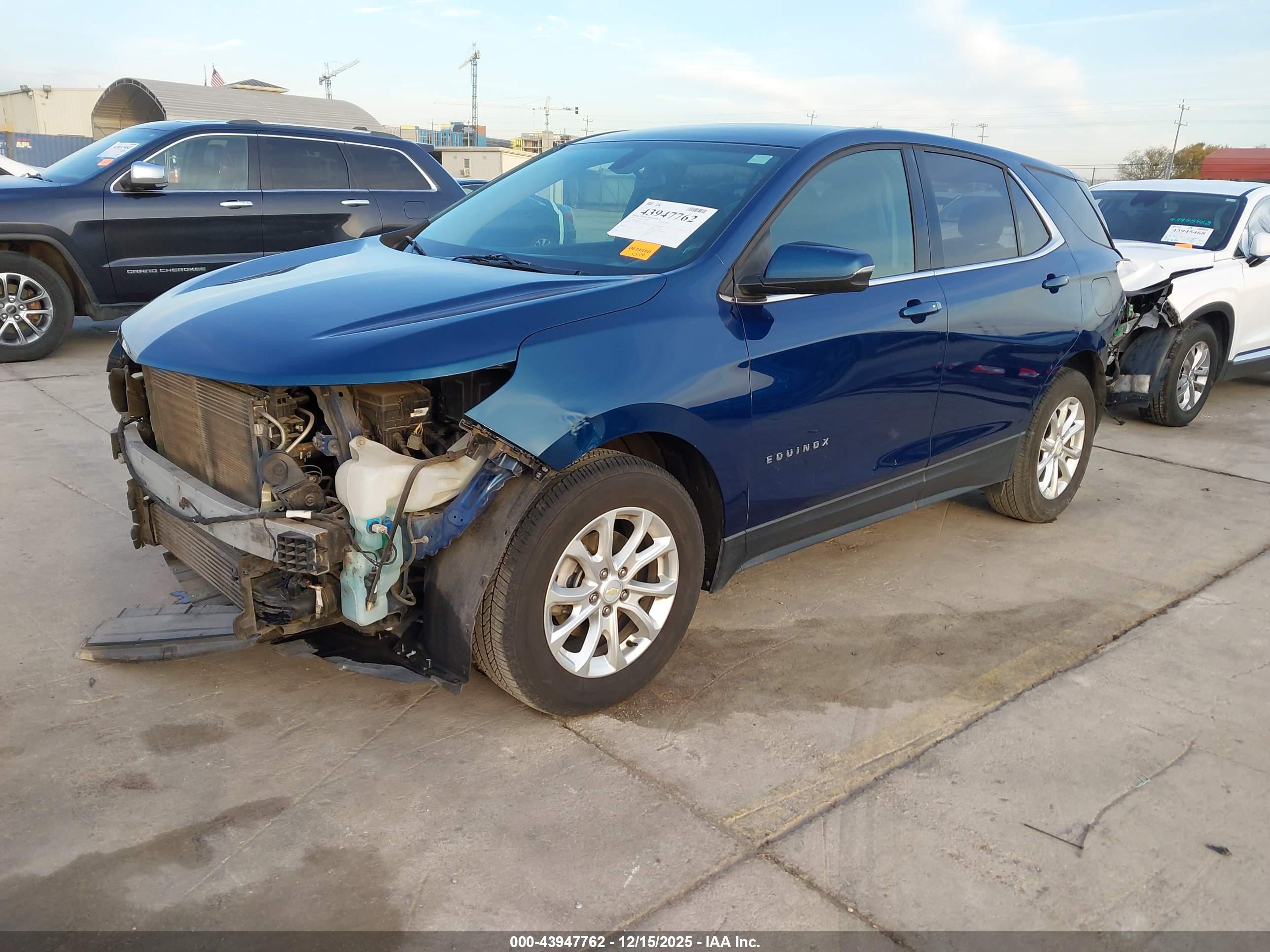 CHEVROLET EQUINOX image 2