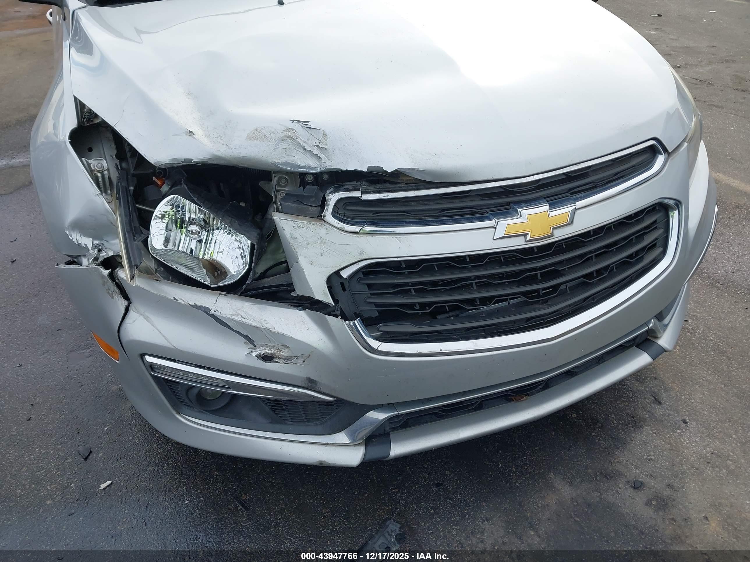 CHEVROLET CRUZE image 6