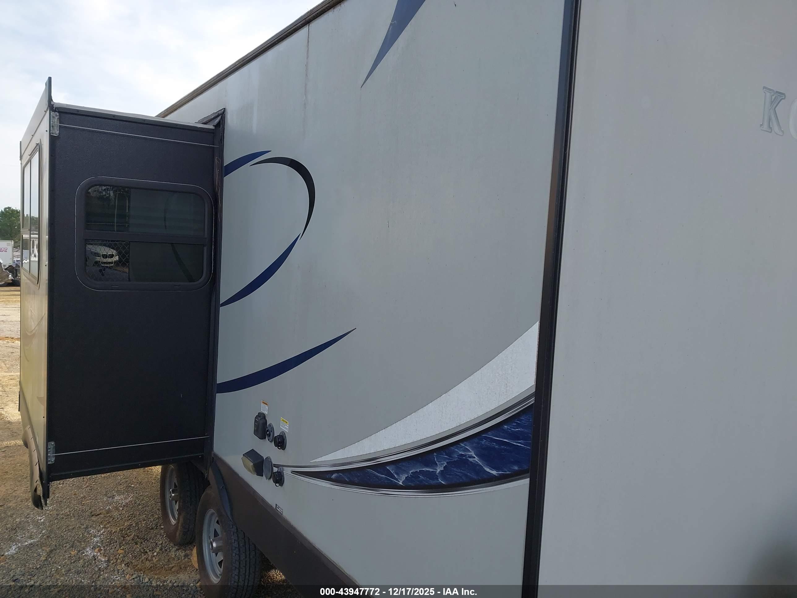 KEYSTONE RV image 3