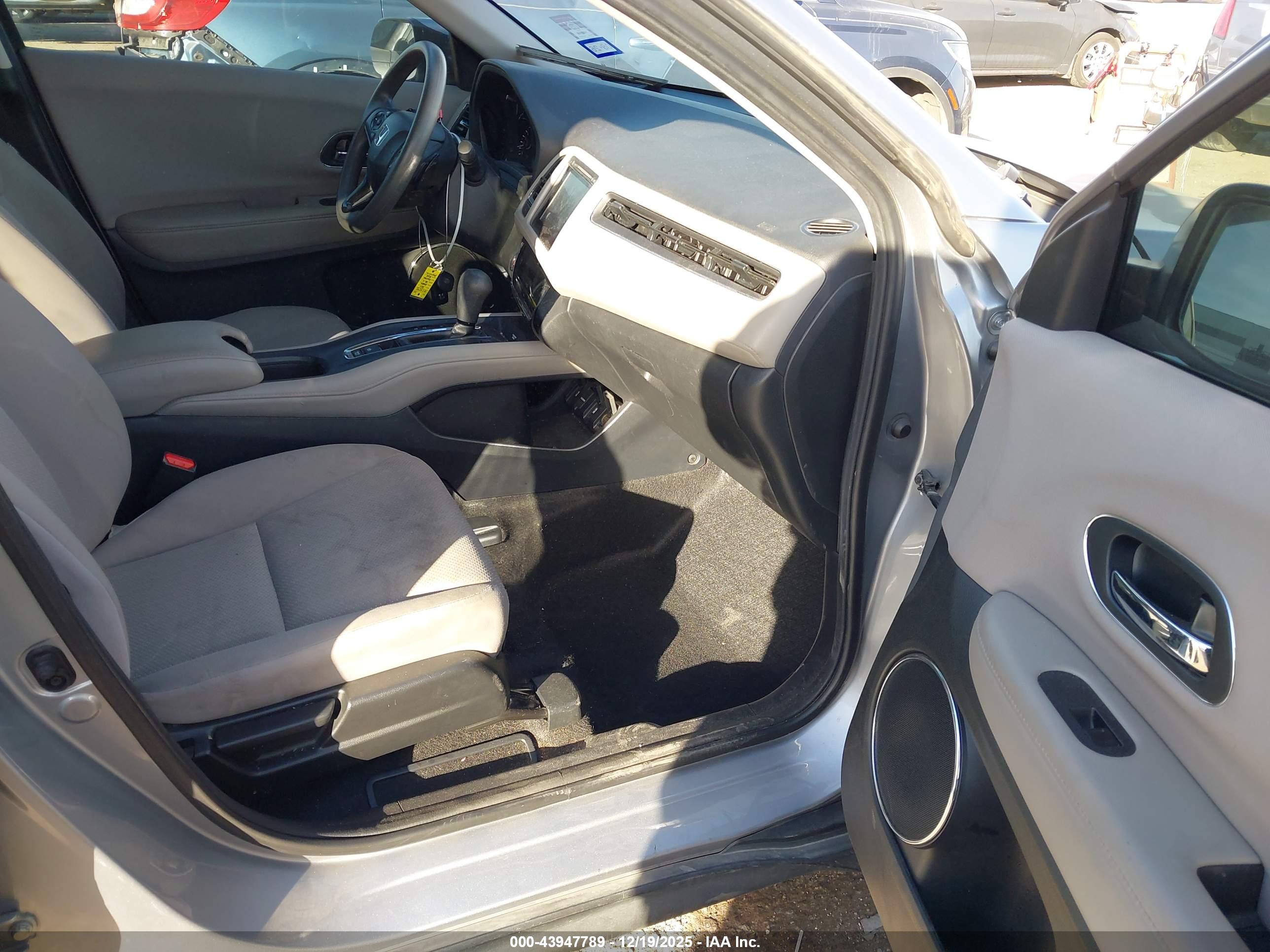 HONDA HR-V image 5