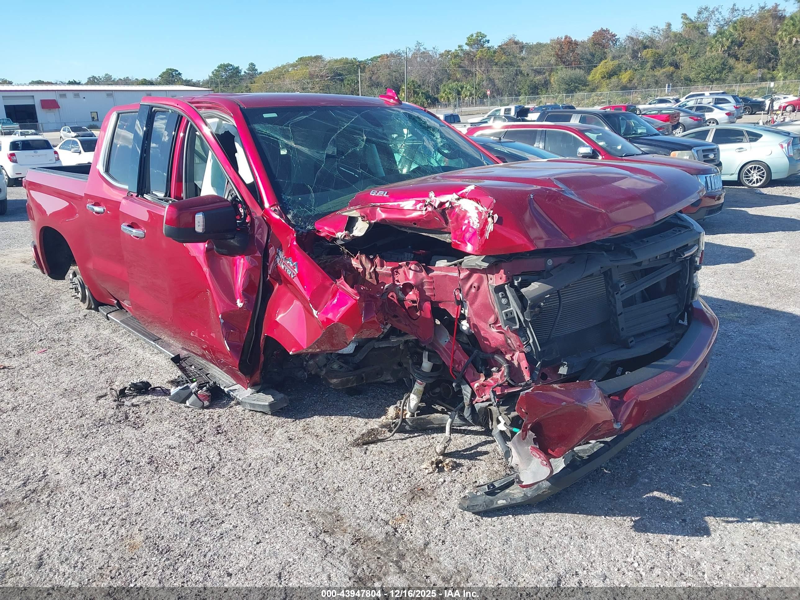 CHEVROLET SILVERADO image 6