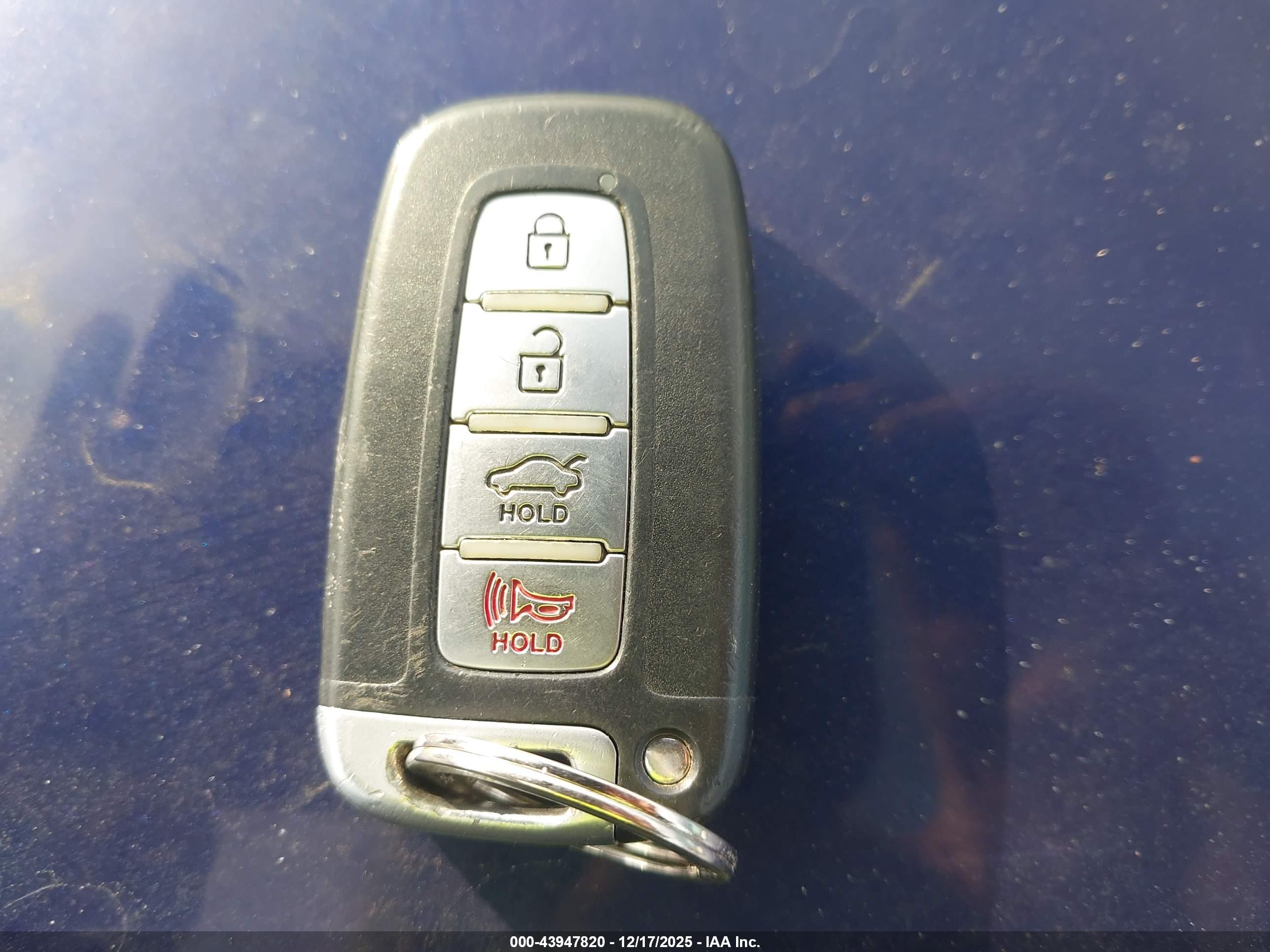 HYUNDAI ELANTRA image 11