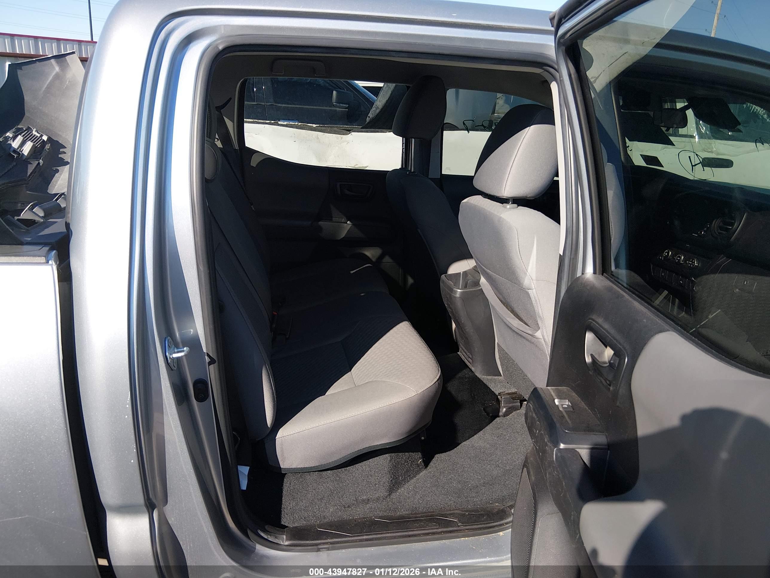 TOYOTA TACOMA image 8
