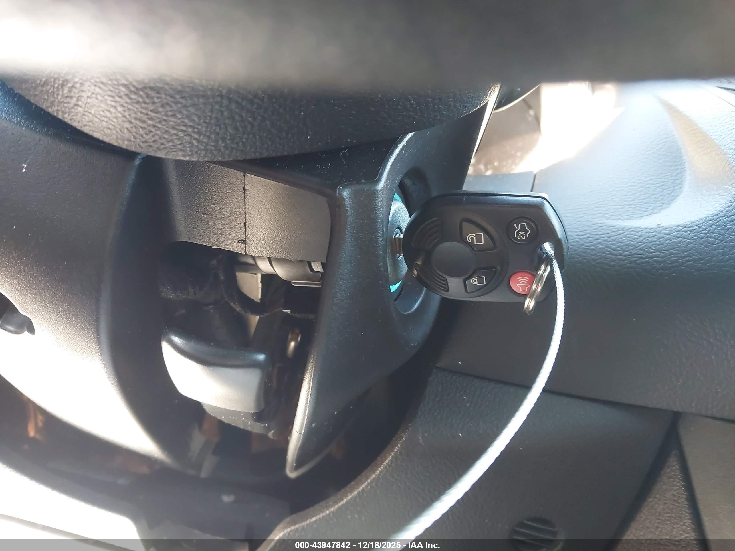 FORD FOCUS image 11