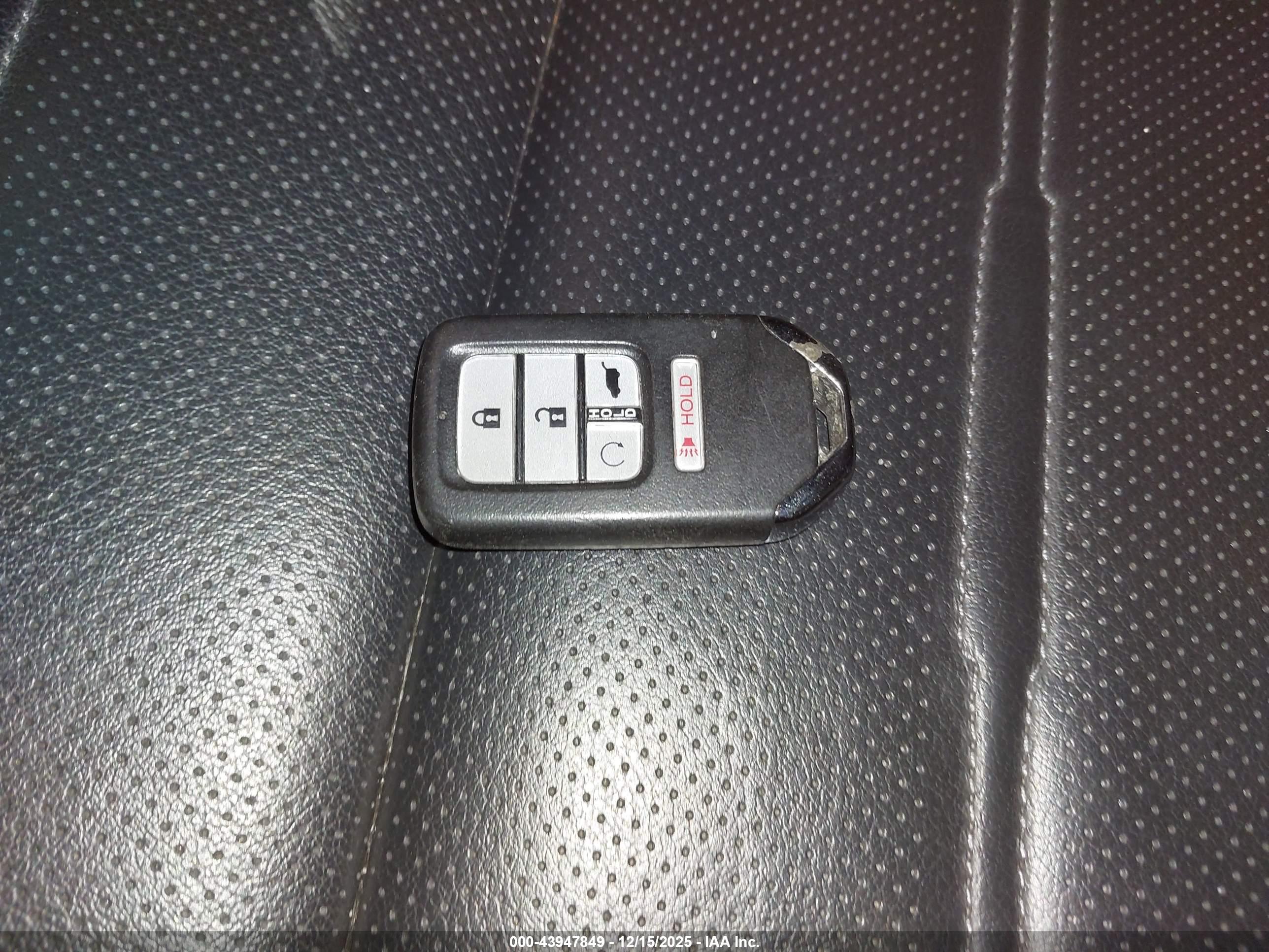HONDA CR-V image 11