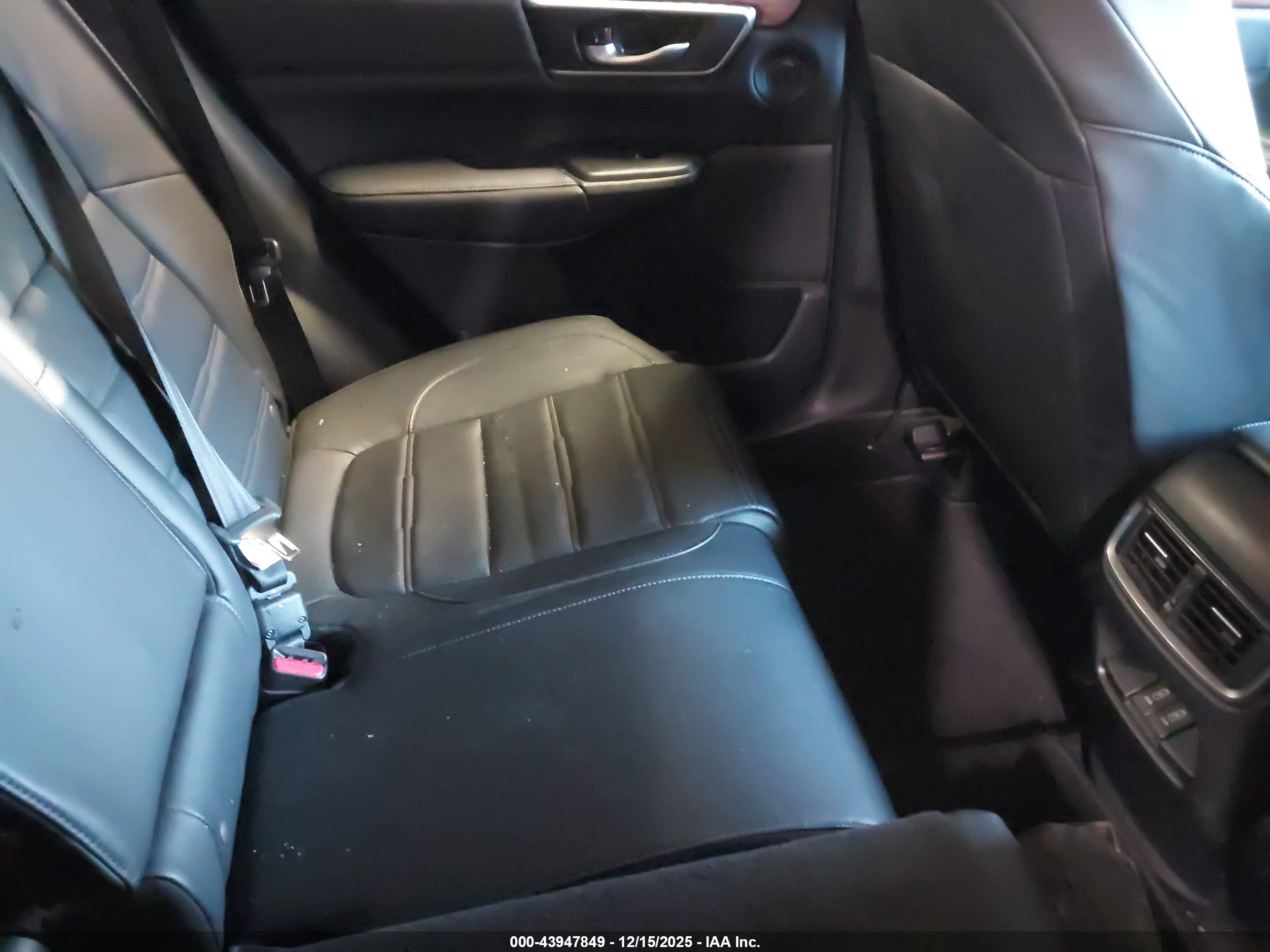 HONDA CR-V image 8