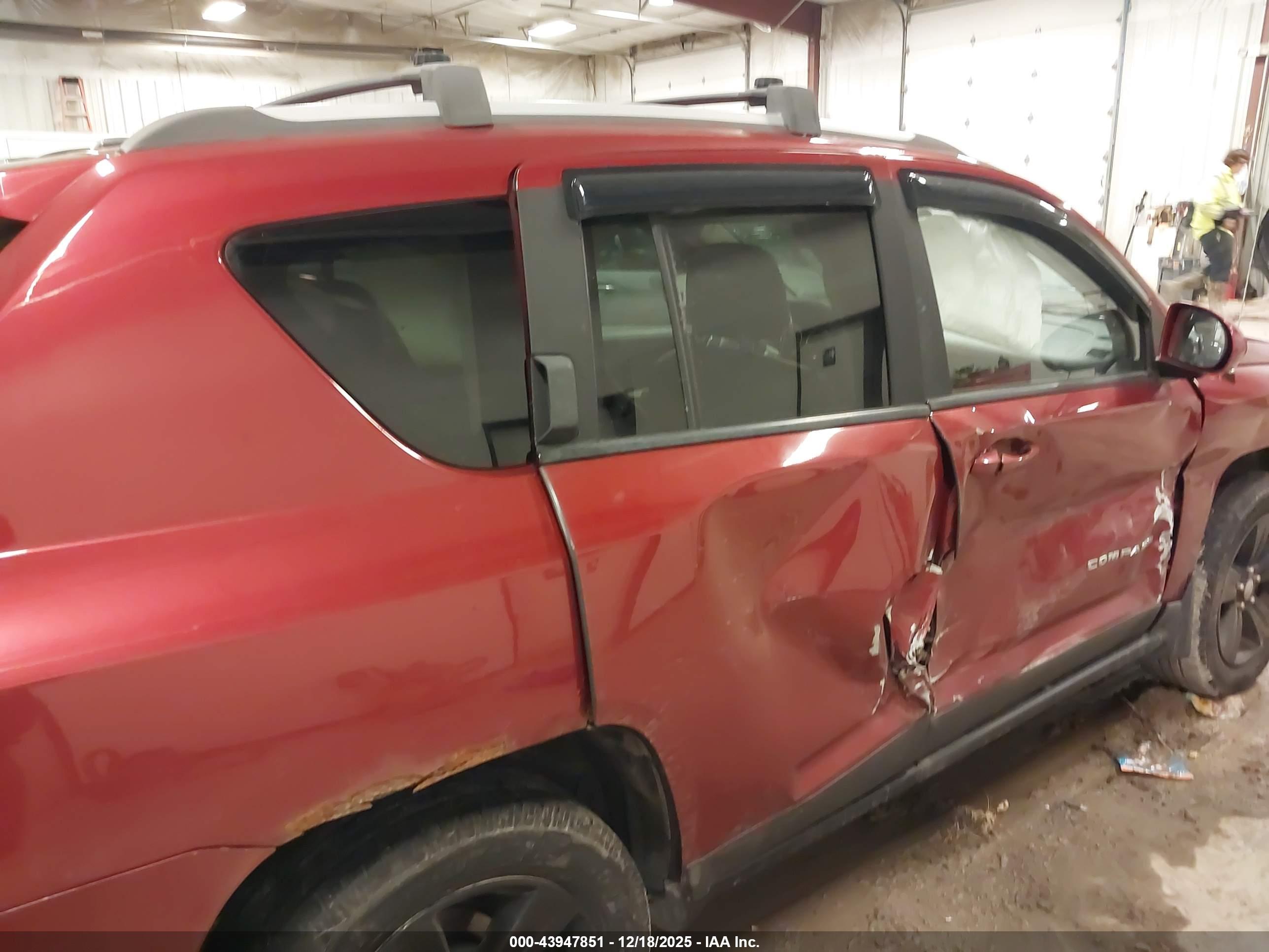 JEEP COMPASS image 6