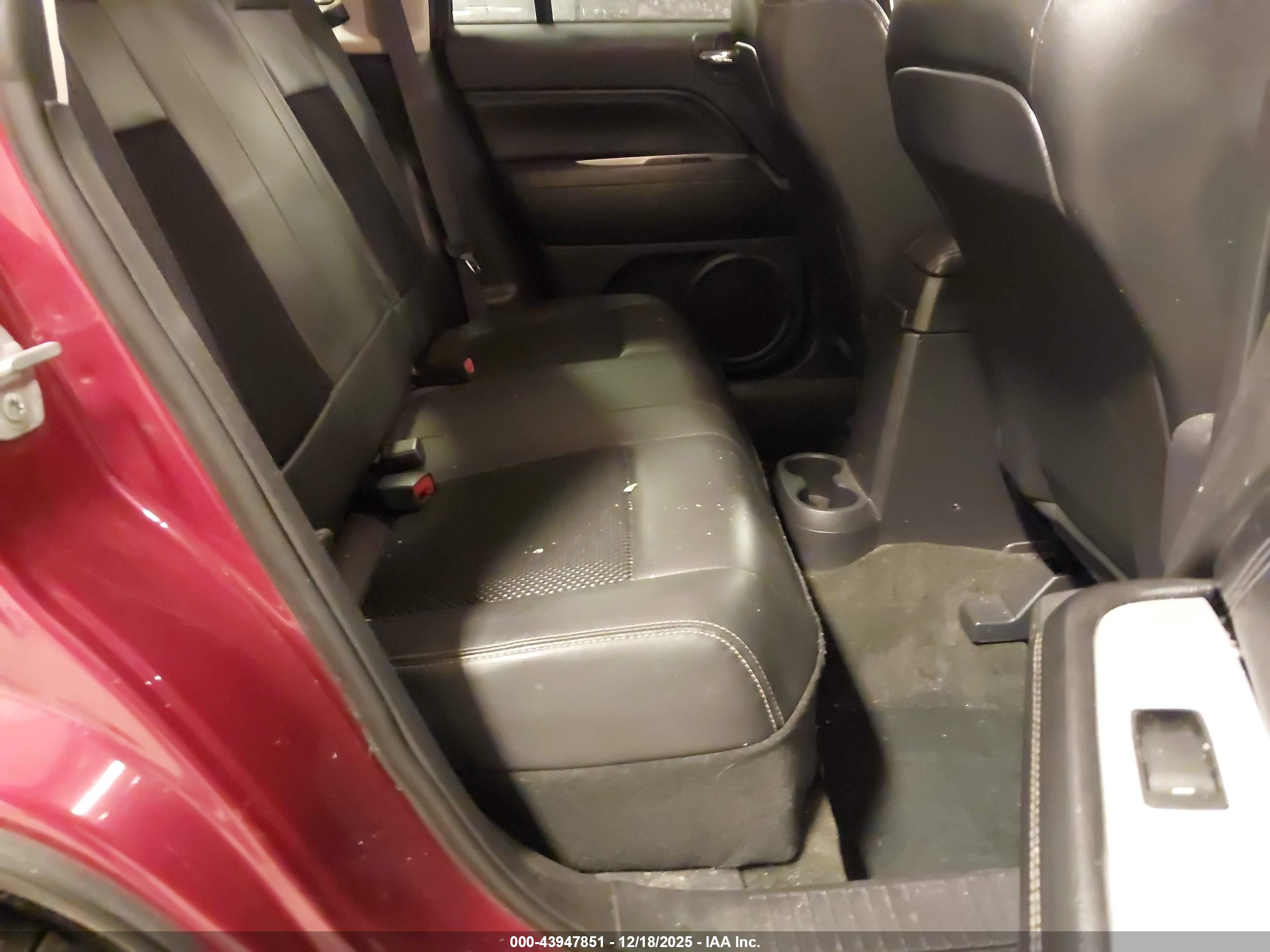 JEEP COMPASS image 8
