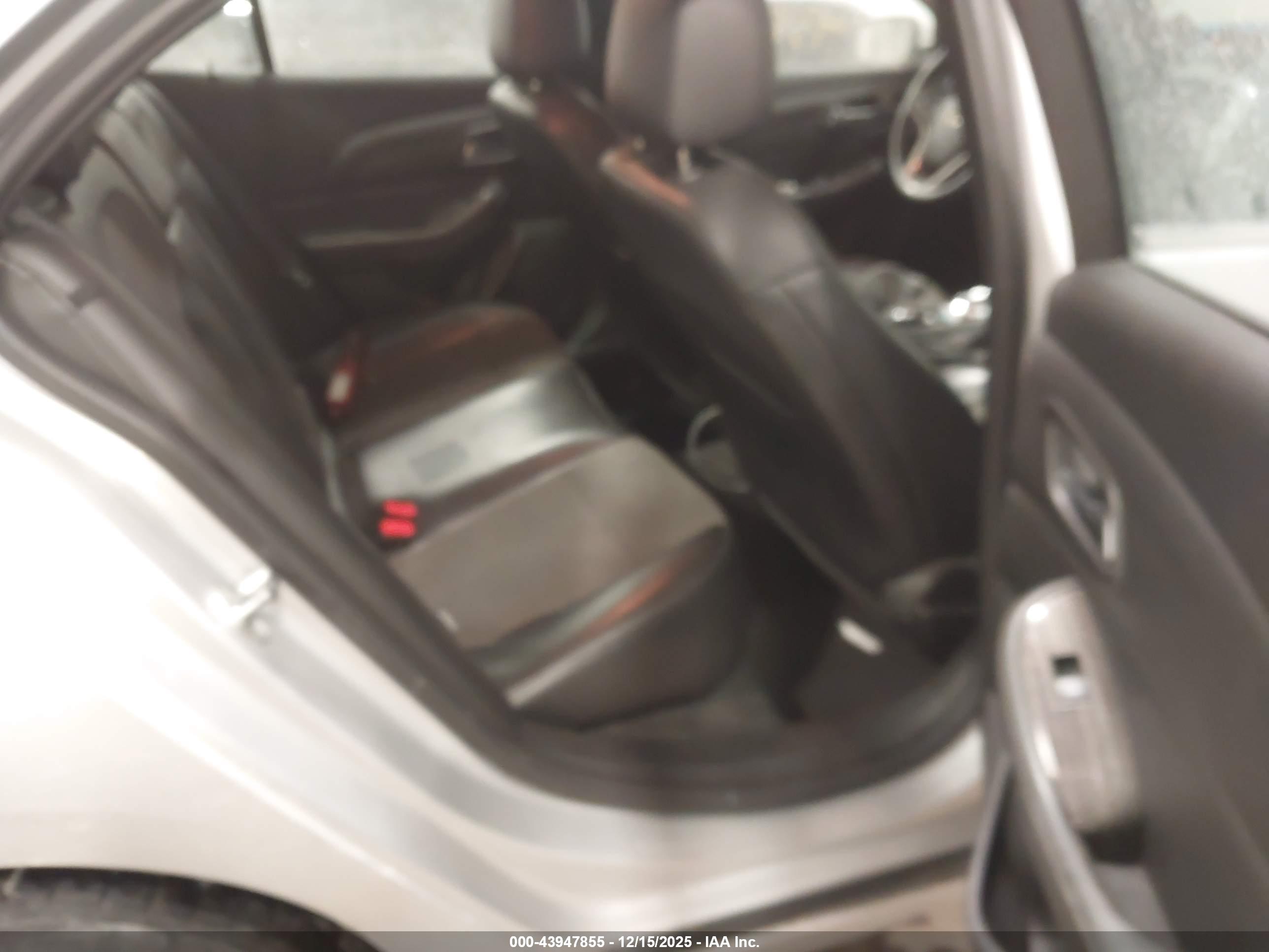 CHEVROLET MALIBU image 8