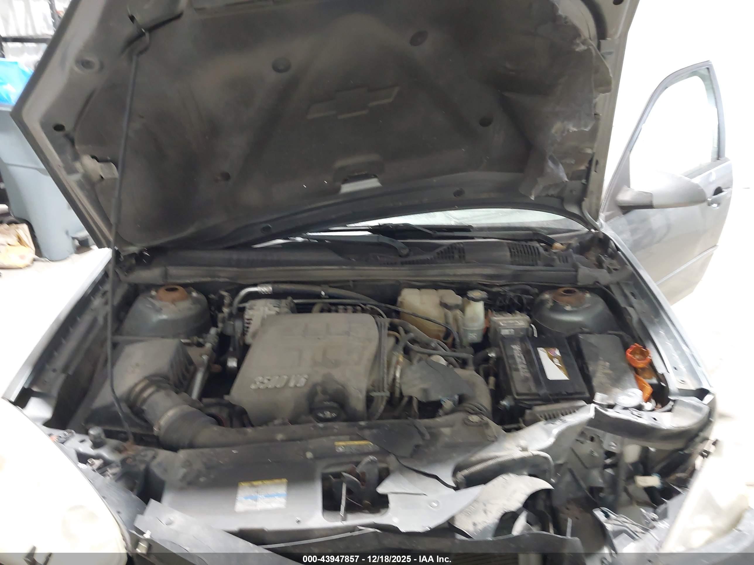 CHEVROLET MALIBU image 10