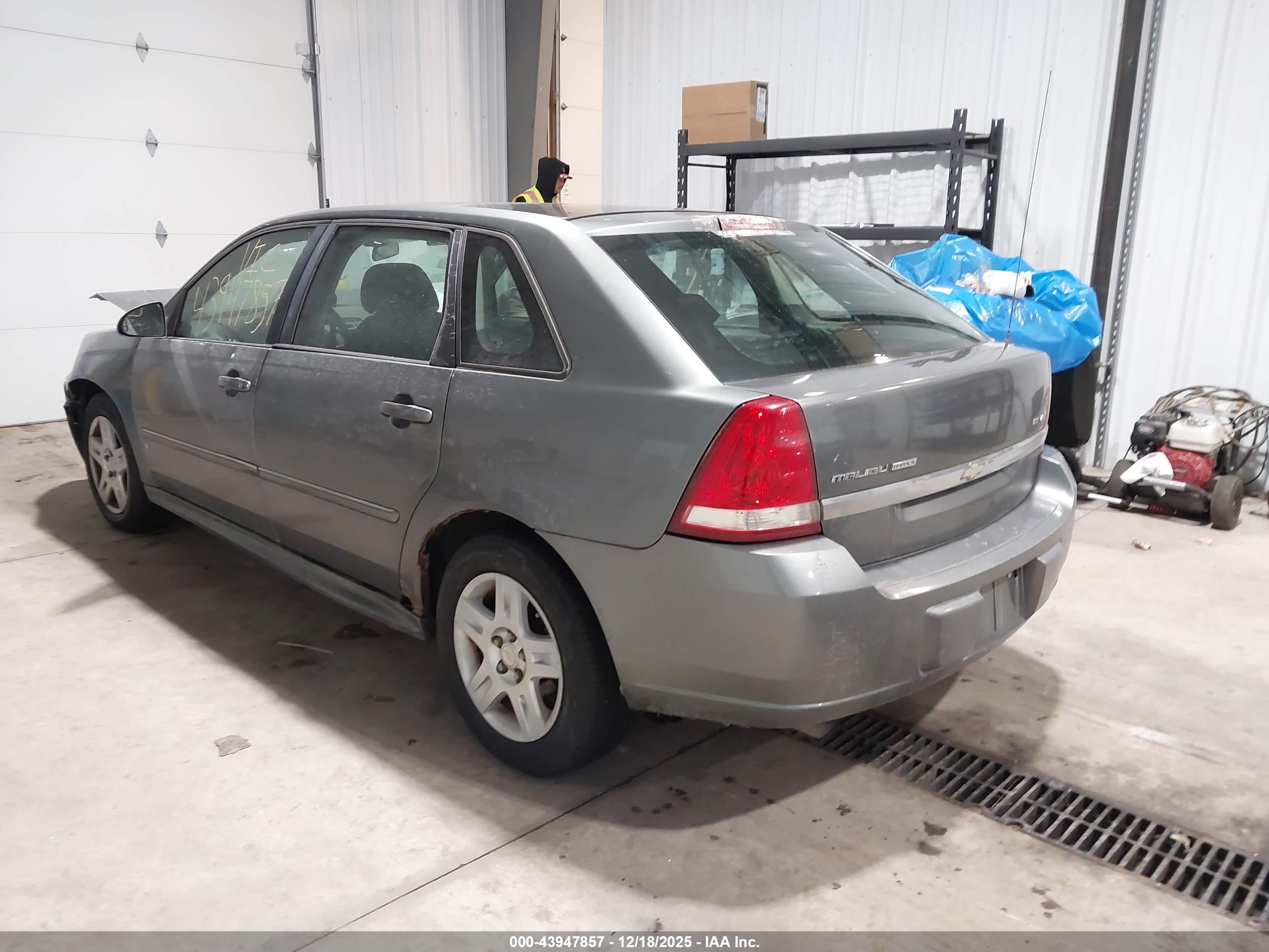 CHEVROLET MALIBU image 3