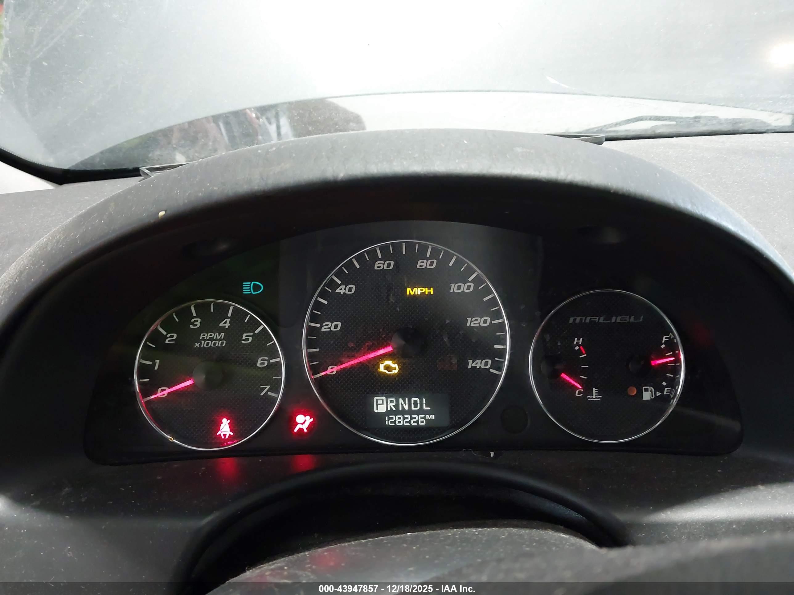 CHEVROLET MALIBU image 7