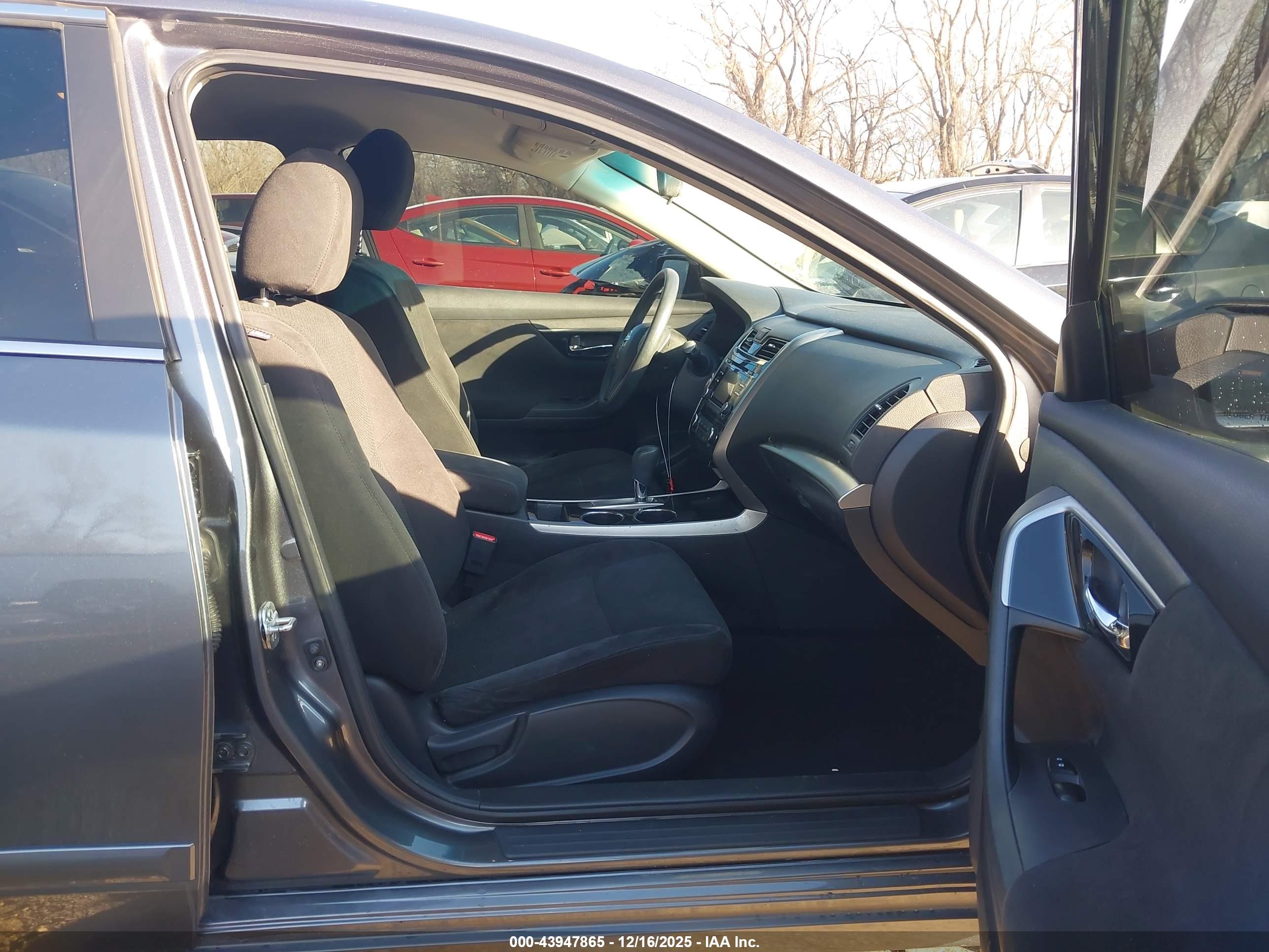 NISSAN ALTIMA image 5