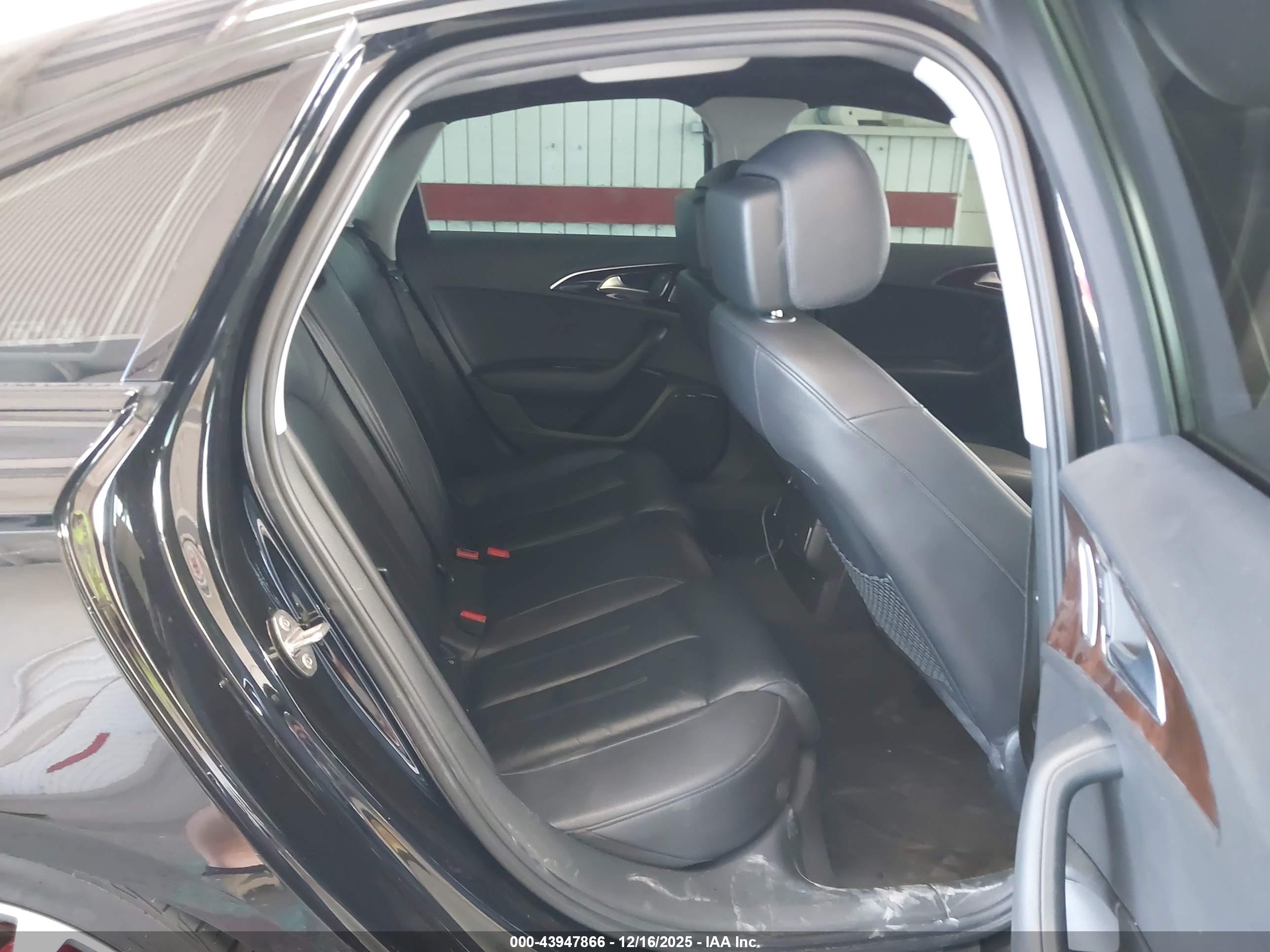 AUDI A6 image 8